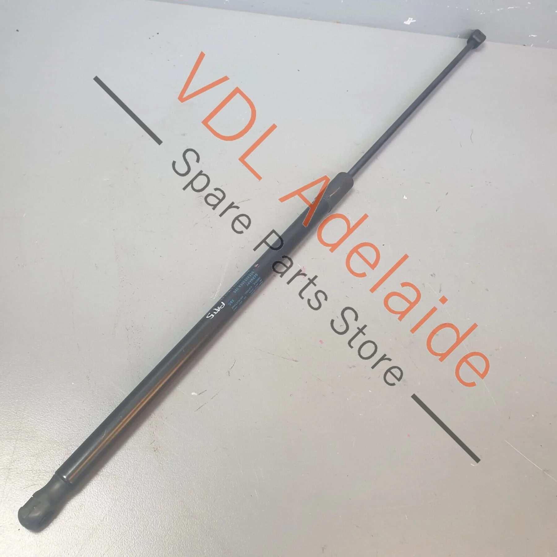 VW R36 Passat 3C B6 Bonnet Gas Filled Lift Strut Prop 3C0823359A