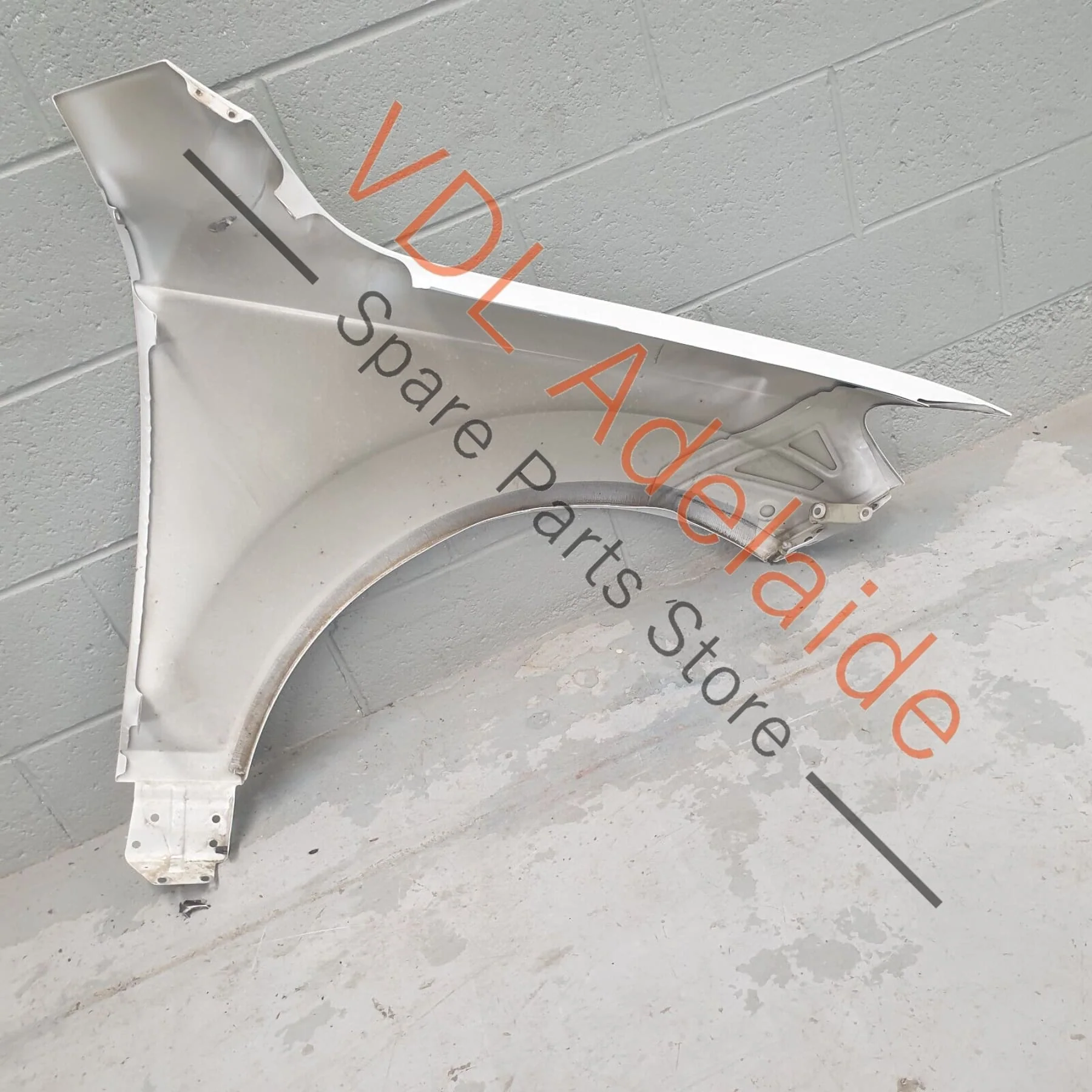 Audi Q7 6.0L V12 4L Front Left Fender Wing Mudguard 2006-2015 - Image 8
