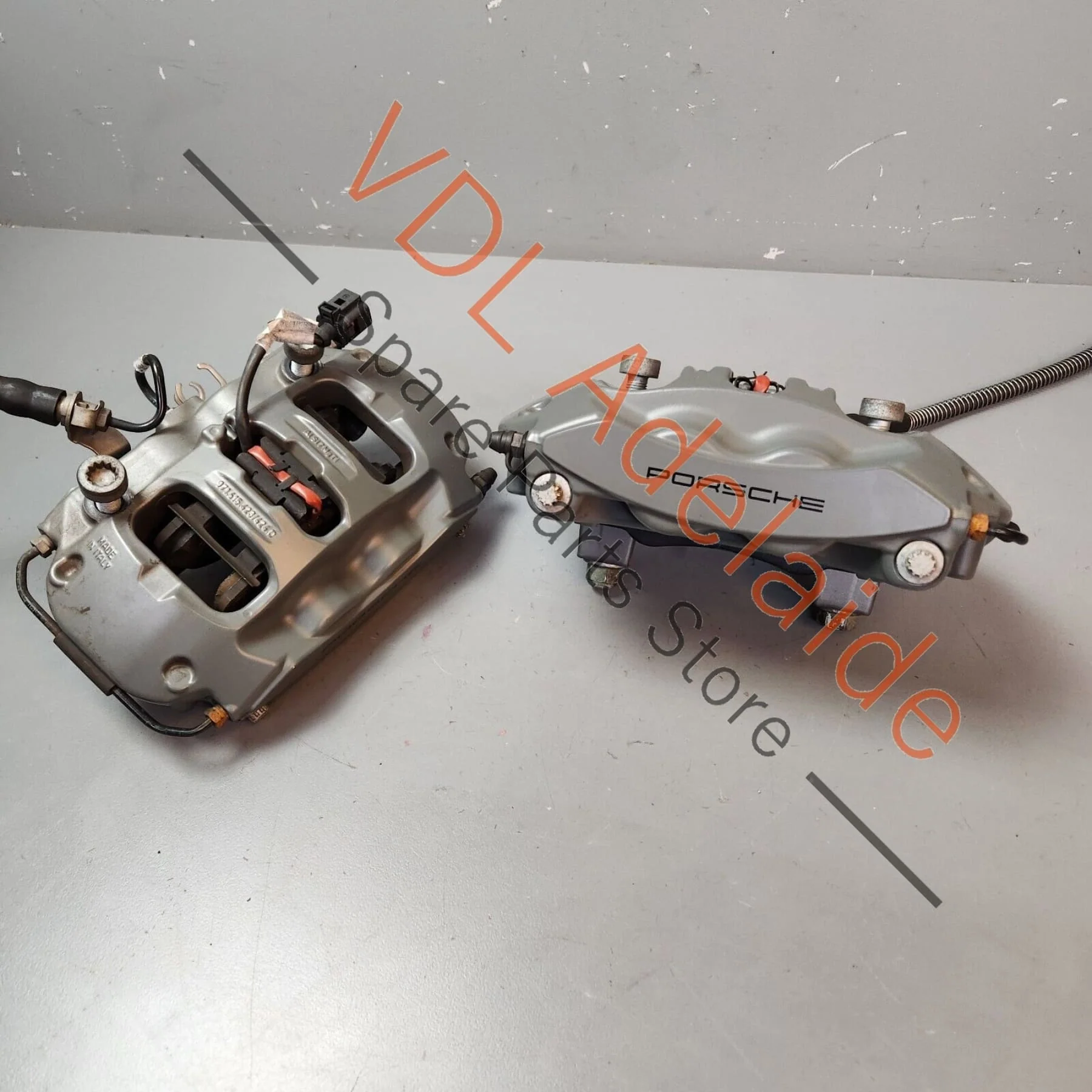 Porsche Panamera 971 Pair of Rear Brembo 4 Piston Brake Calipers for 17in Rotor