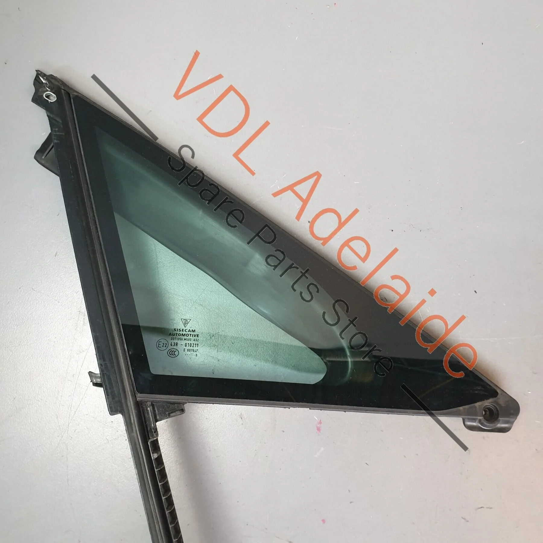 Porsche Panamera 971 Front Right Door Fixed Glass Window 971845114 - Image 2