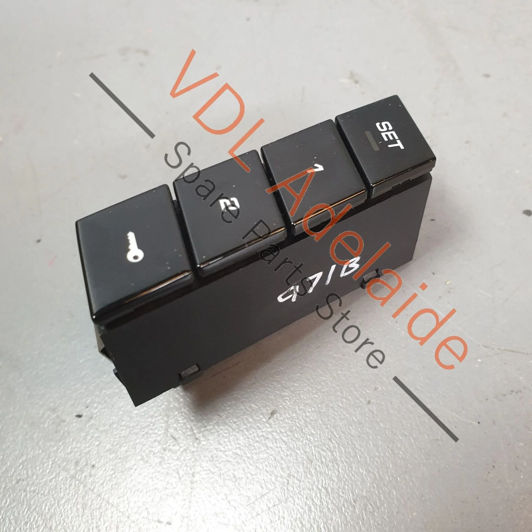 Porsche Panamera 971 Drivers Memory Seat Switch High Gloss Black 971959769G OV3 - Image 2