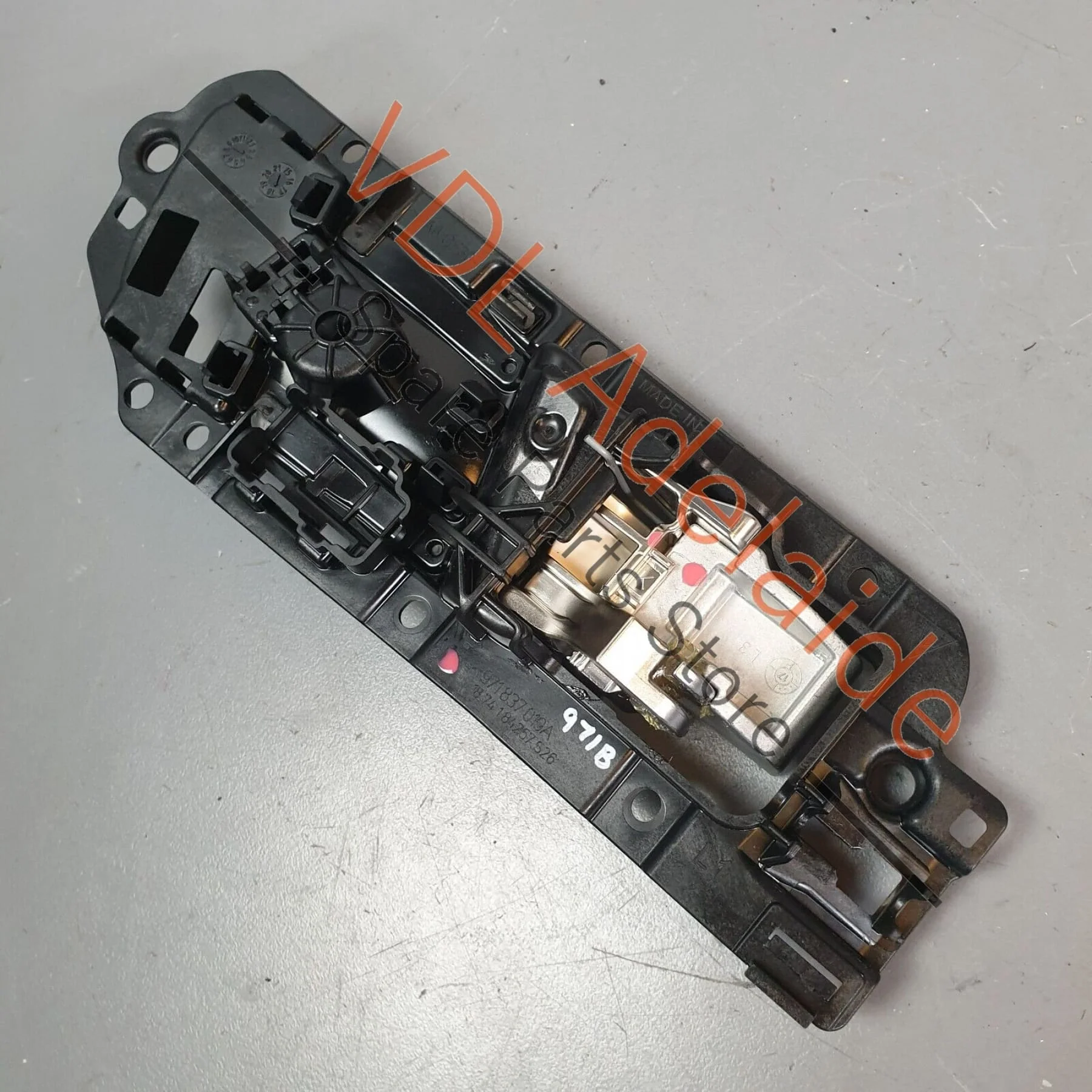 Porsche Panamera 971 Front Left Interior Inner Actuator Door Handle 971837019 - Image 7