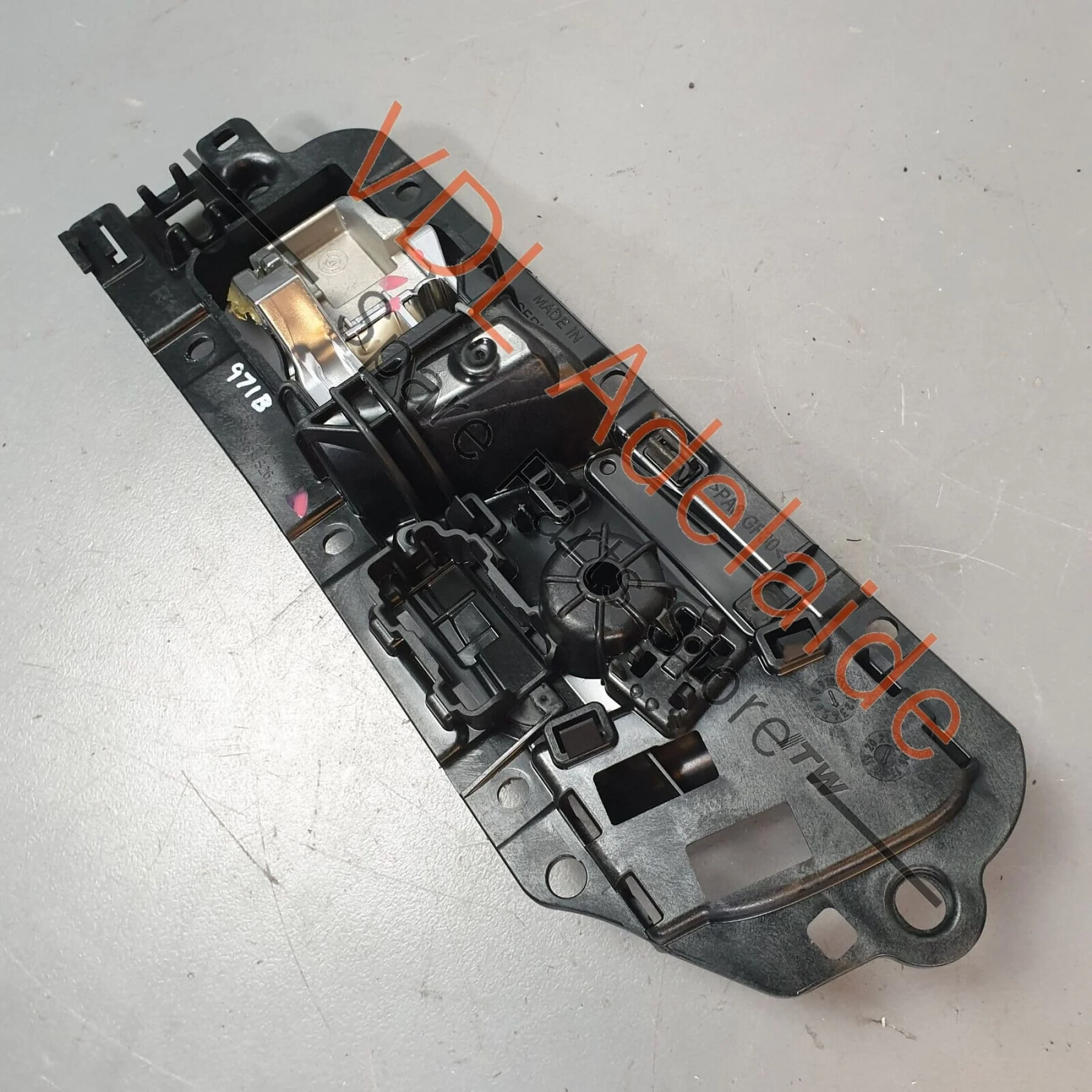 Porsche Panamera 971 Rear Right Interior Inner Actuator Door Handle 971837020 - Image 7