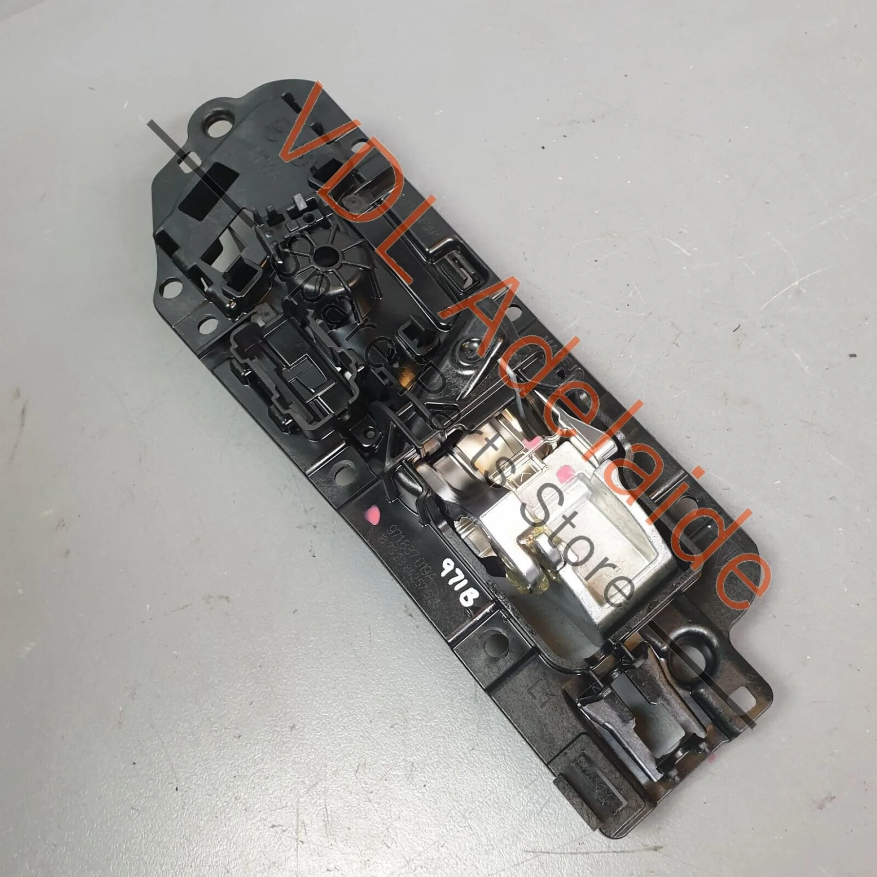 Porsche Panamera 971 Rear Left Interior Inner Actuator Door Handle 971837019 - Image 10