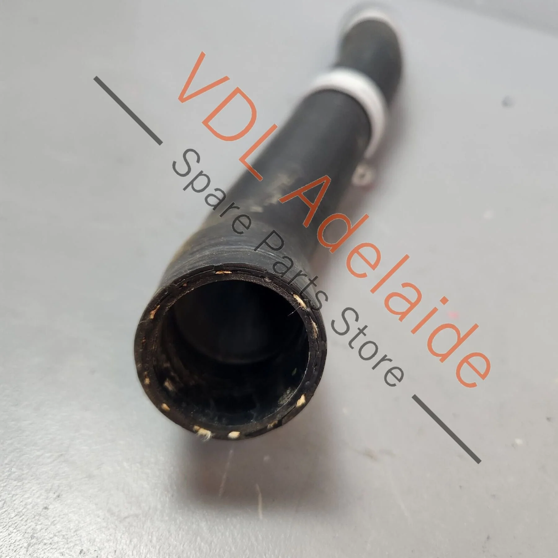 Porsche Cayman R 987 Coolant Hose 99710672003 - Image 4