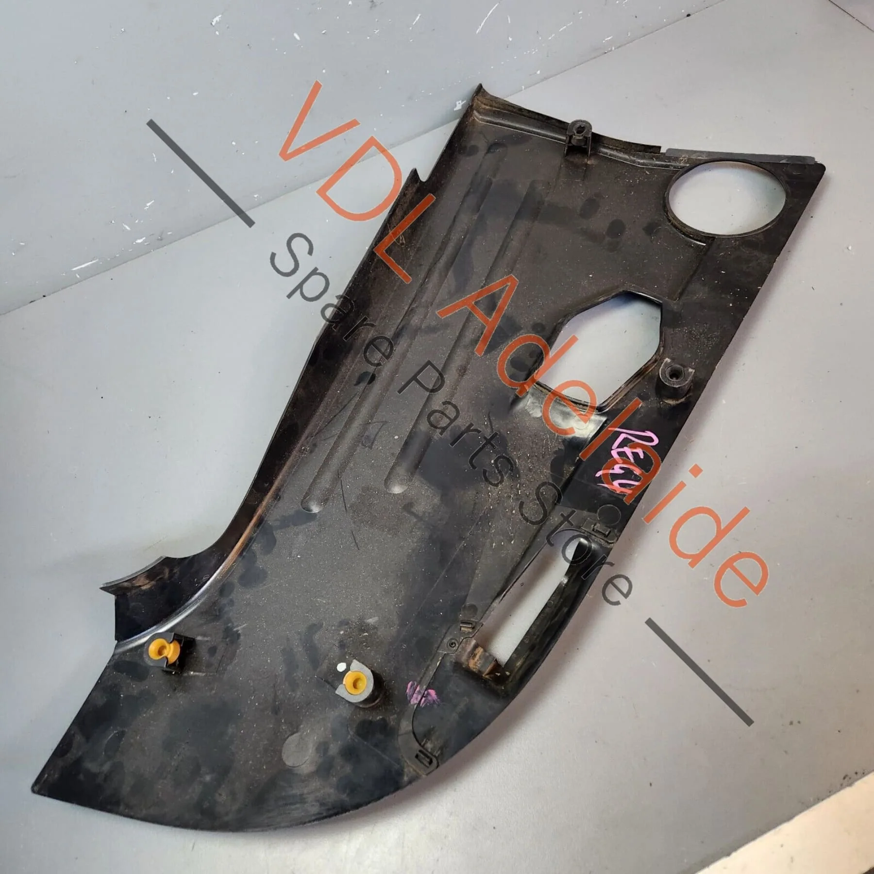 Volkswagen VW Touareg 7L R50 Engine Compartment Trim Right Side for 10 Cylinder - Image 7