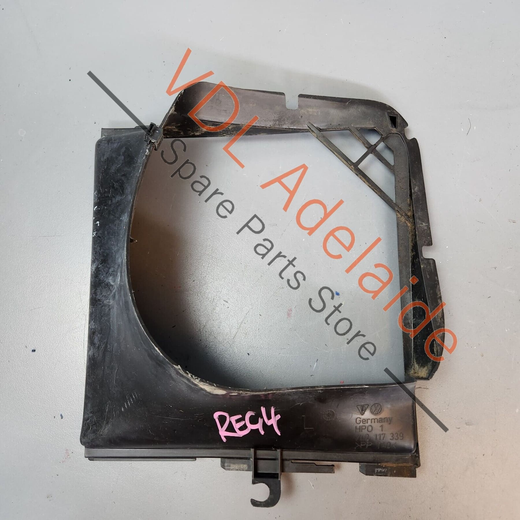VW Touareg 7L R50 Intercooler Air Guide Left Side Back Rear 7L0117339