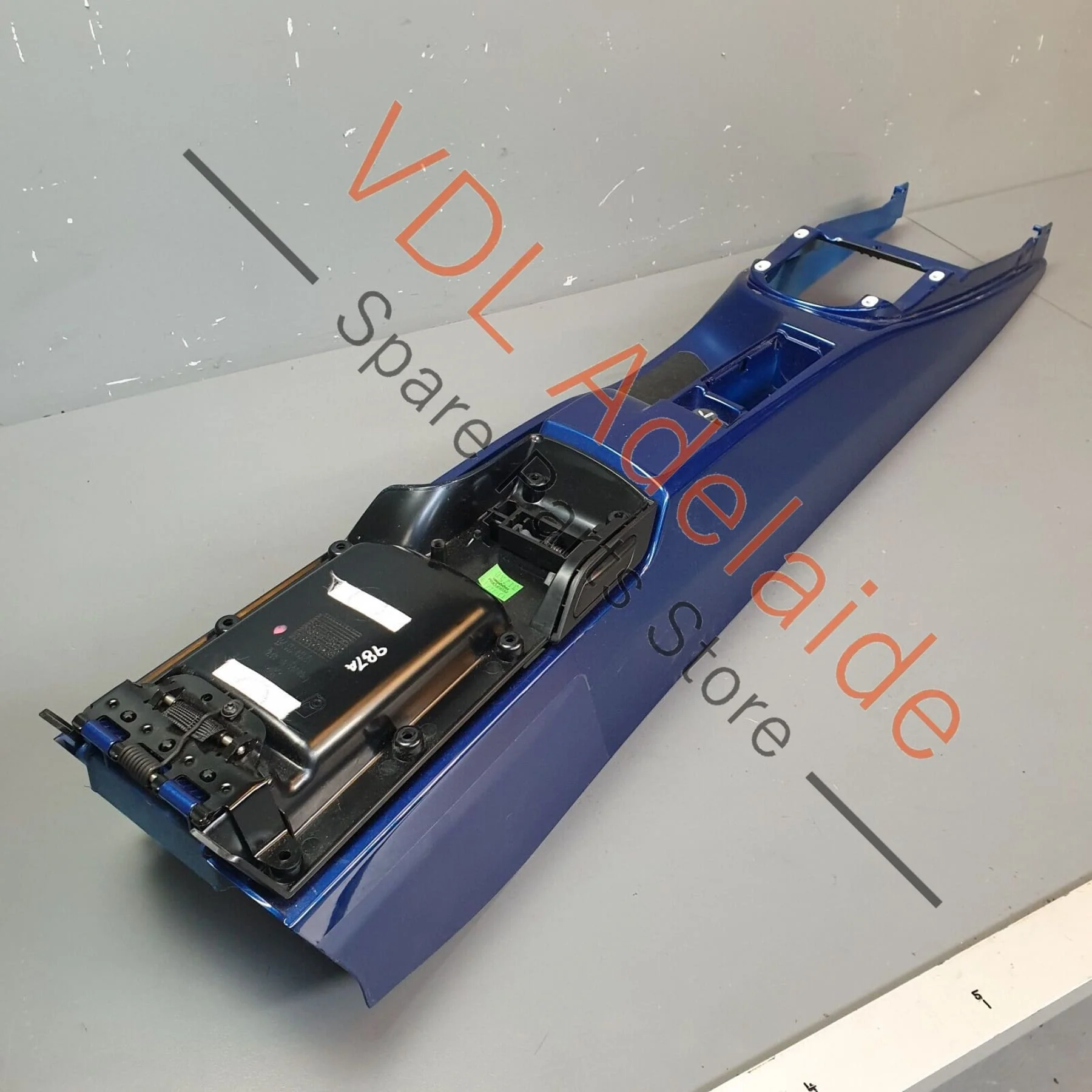 Porsche Cayman R 987 Centre Console Aqua Blue Metallic 99755398064 M5R - Image 2