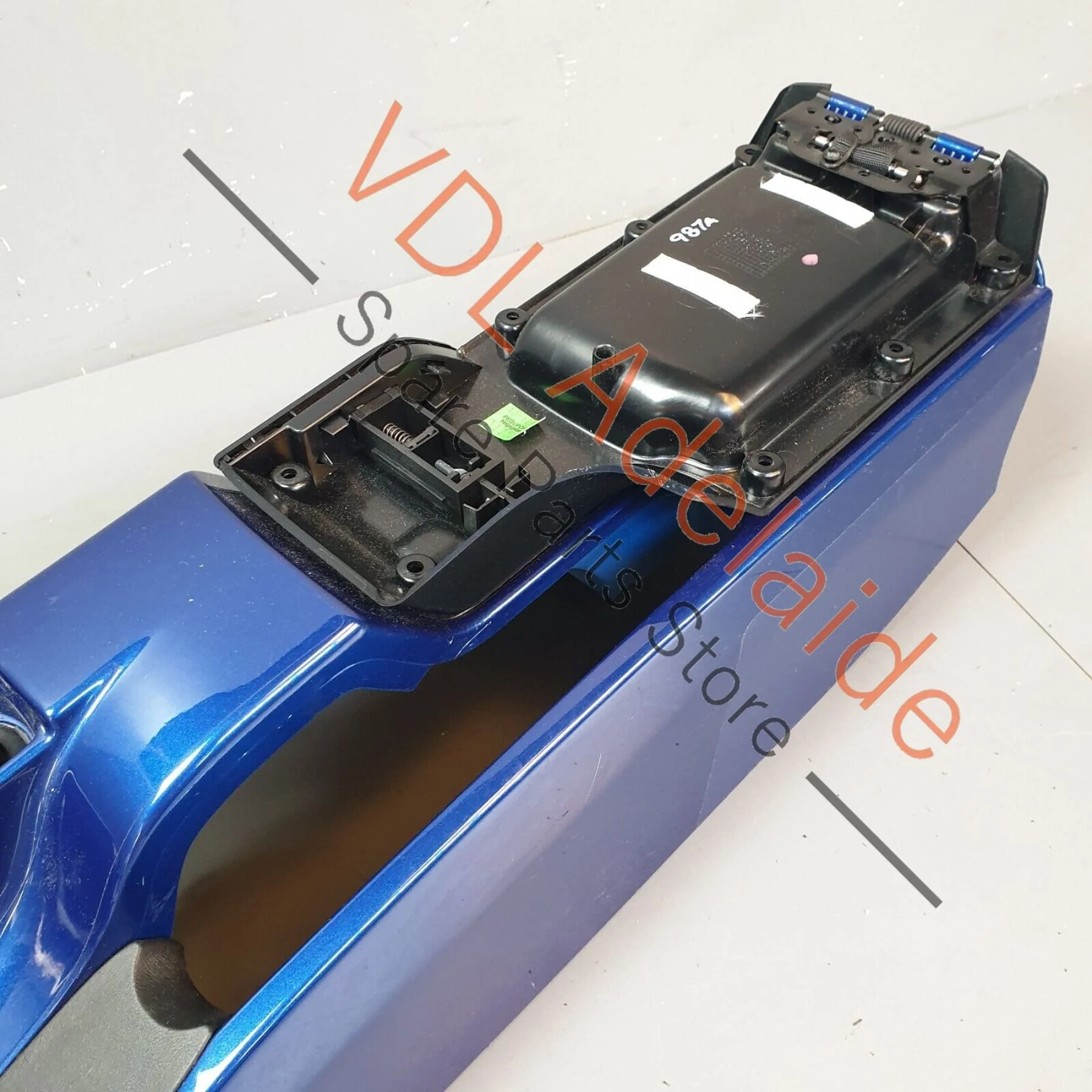 Porsche Cayman R 987 Centre Console Aqua Blue Metallic 99755398064 M5R - Image 7
