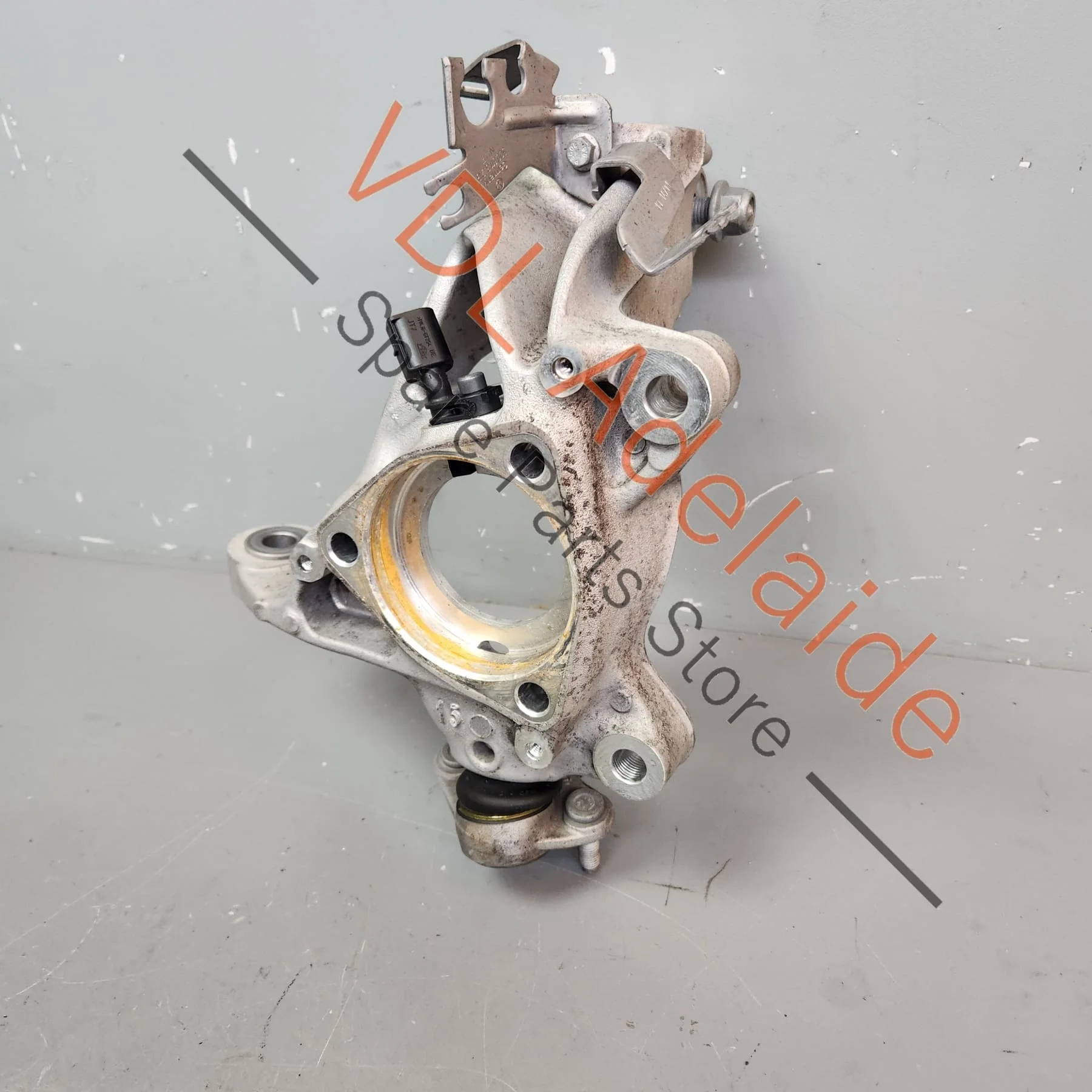 VW Golf R MK7 Front Right Stub Hub Knuckle Wheel Bearing Housing Suspension 85mm - Image 2