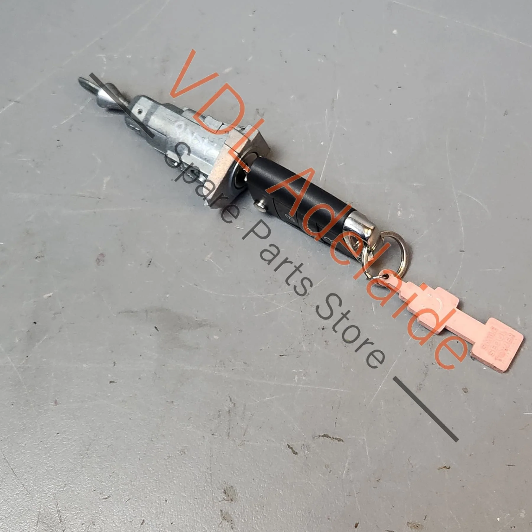 VW Golf MK7 Door Lock Barrel & Matching Key for RHD 107837168CL - Image 2