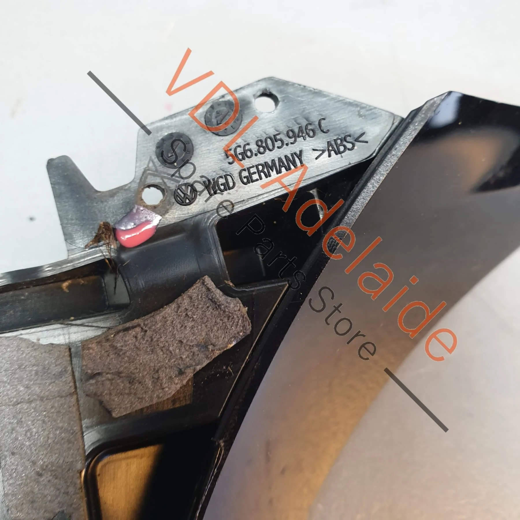 VW Golf R Mk7 Rear Spoiler Vertical Trim Left & Right 5G6805945C 5G6805946C - Image 6