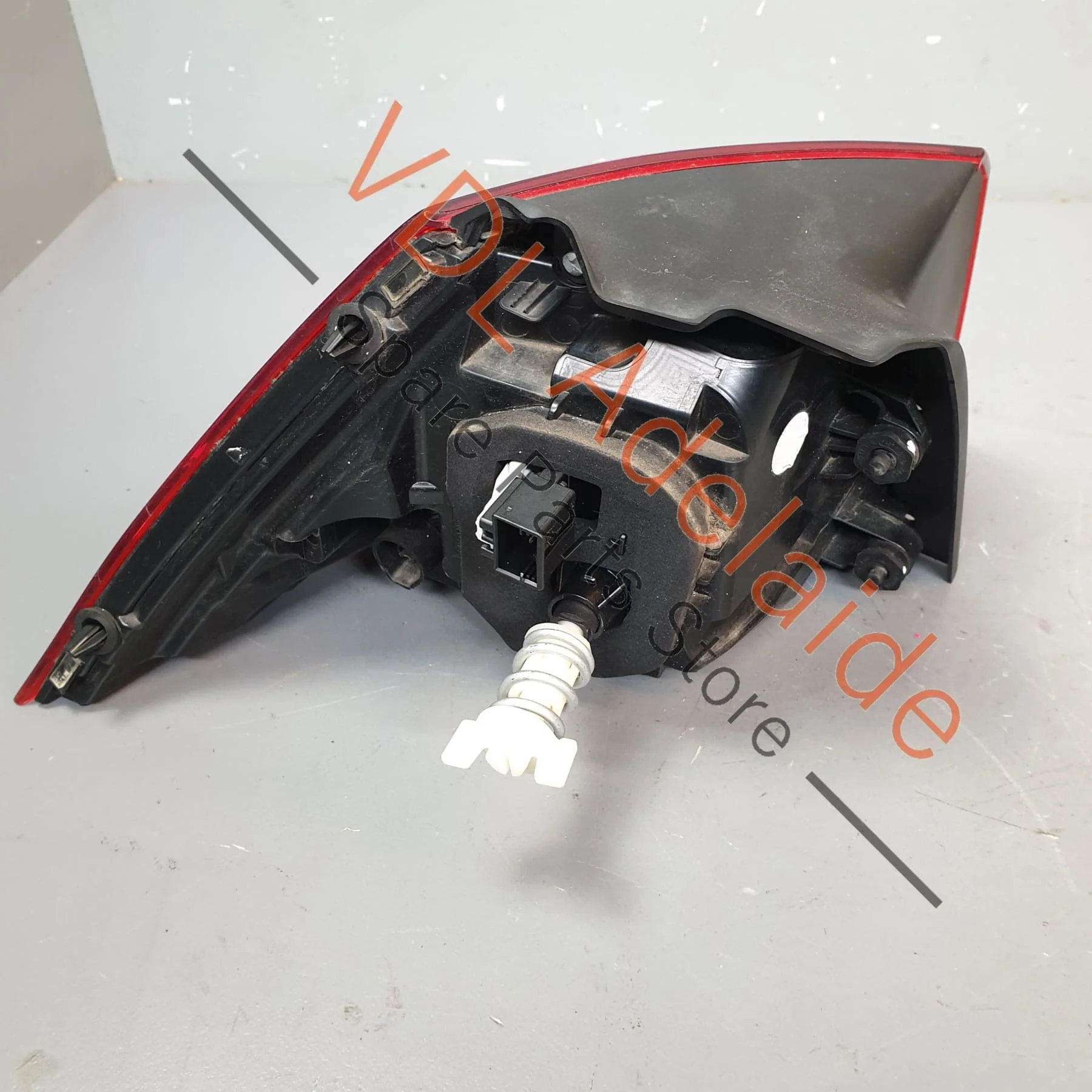 VW Golf R Mk7 LED Right Side Outer Tinted Tail Light 5G0945208C - Image 7