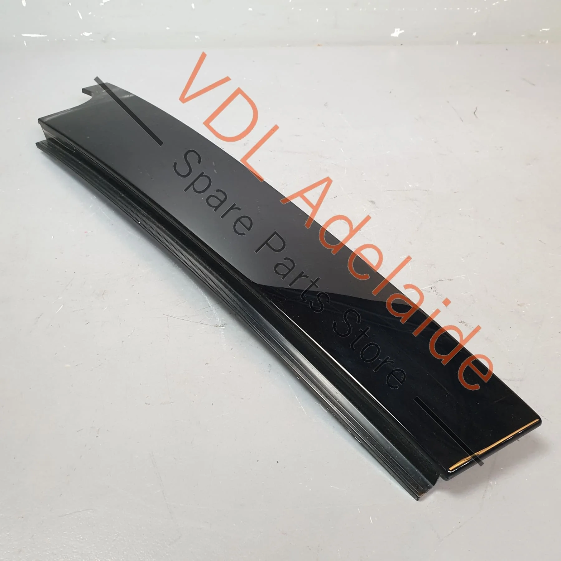 VW Golf R Mk7 Rear Right Door B-Pillar Window Frame Exterior Trim 5G6839902A - Image 6