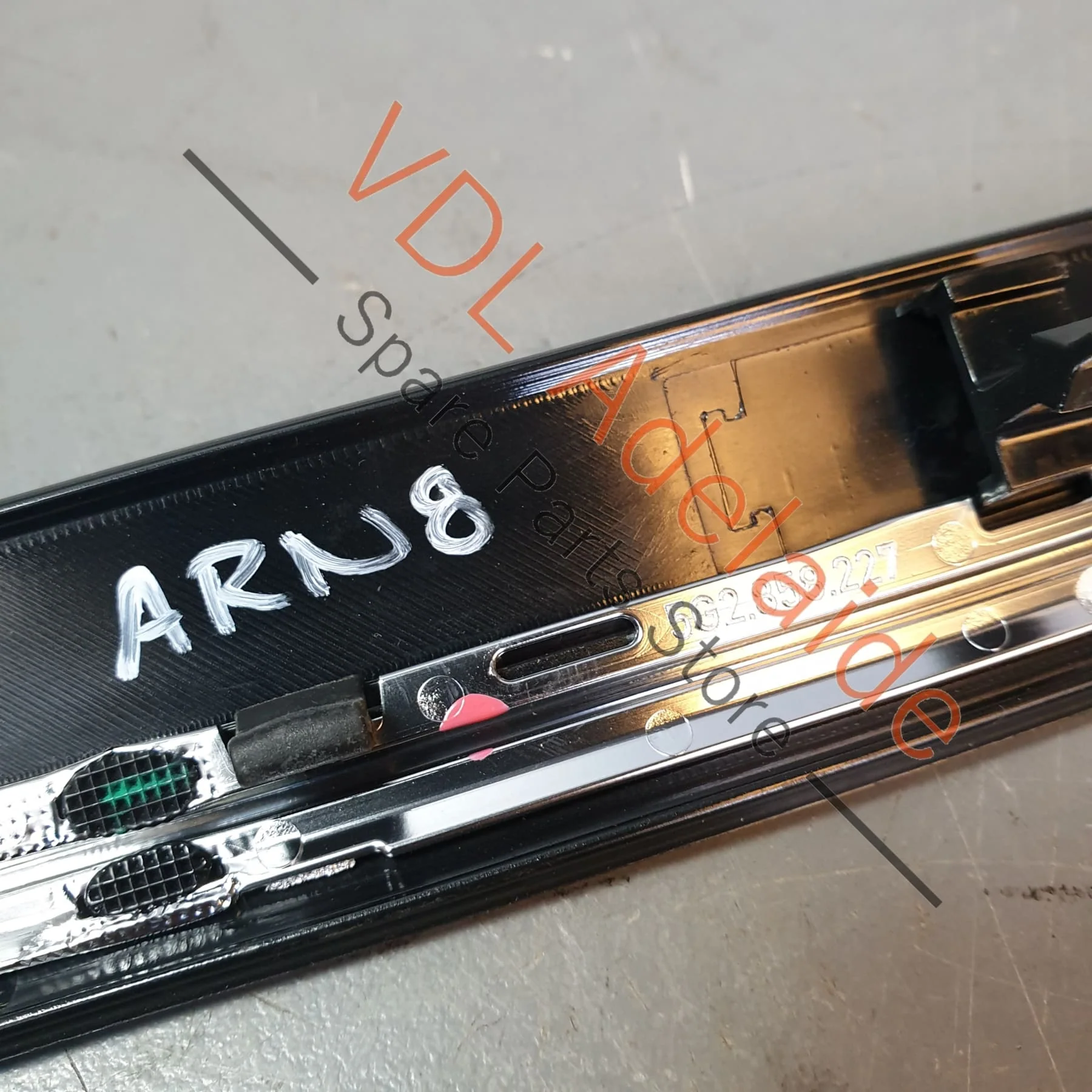 VW Golf R Mk7 Dashboard Inlay Trim Left Passenger Side RHD 5G2858418C - Image 4