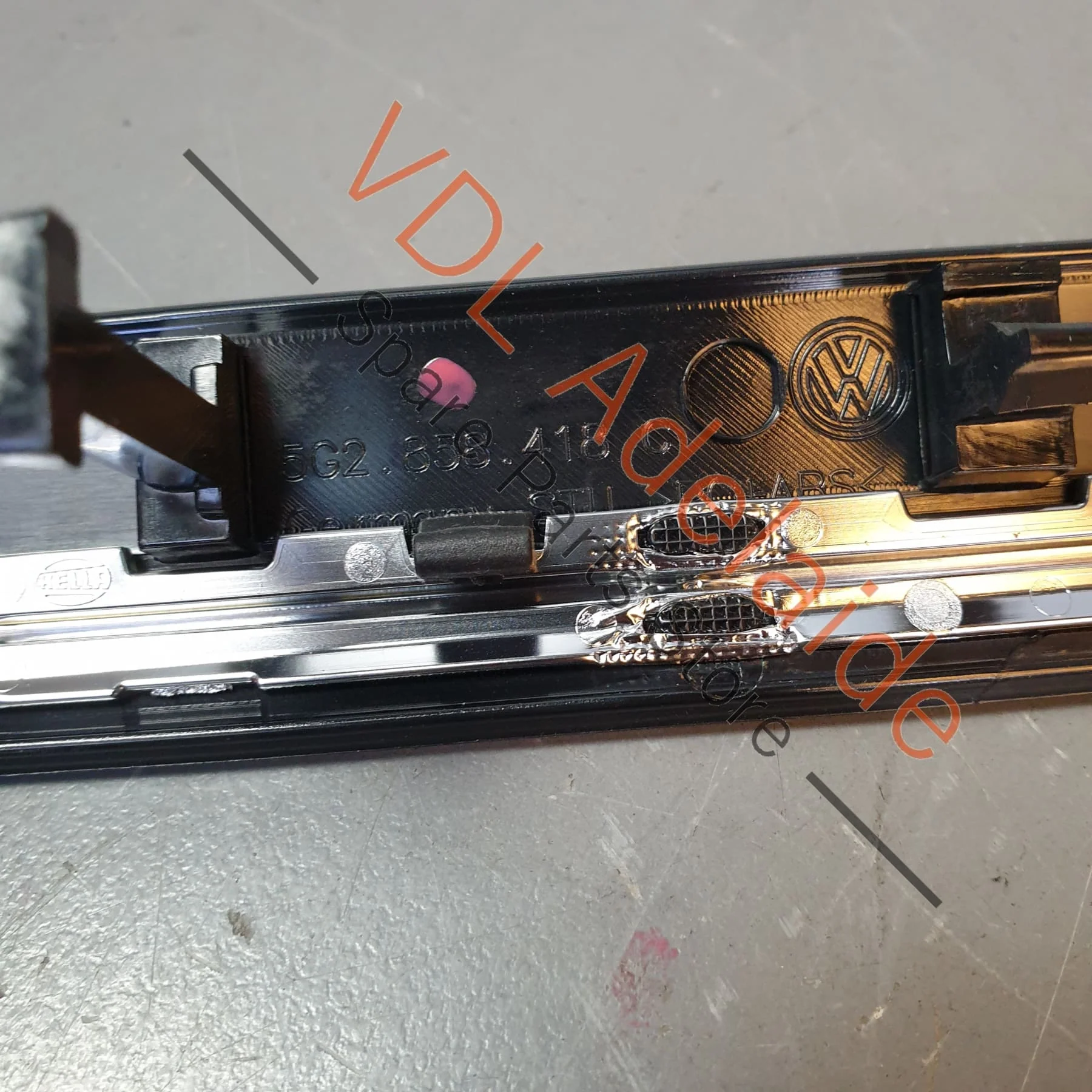 VW Golf R Mk7 Dashboard Inlay Trim Left Passenger Side RHD 5G2858418C - Image 5