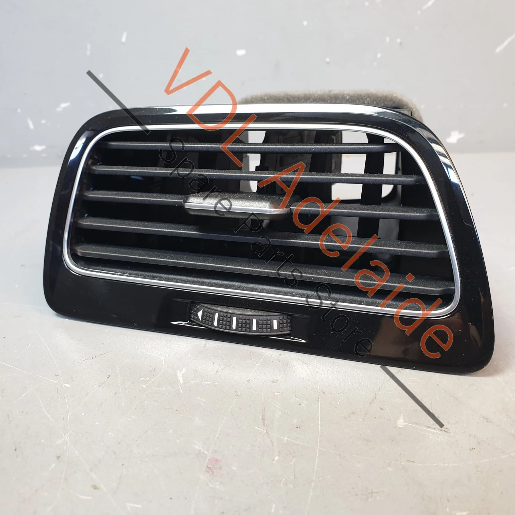 VW Golf R Mk7 7.5 Left Side Passenger Dash AC Air-Conditioning Vent for RHD 5G2819703R - Image 2