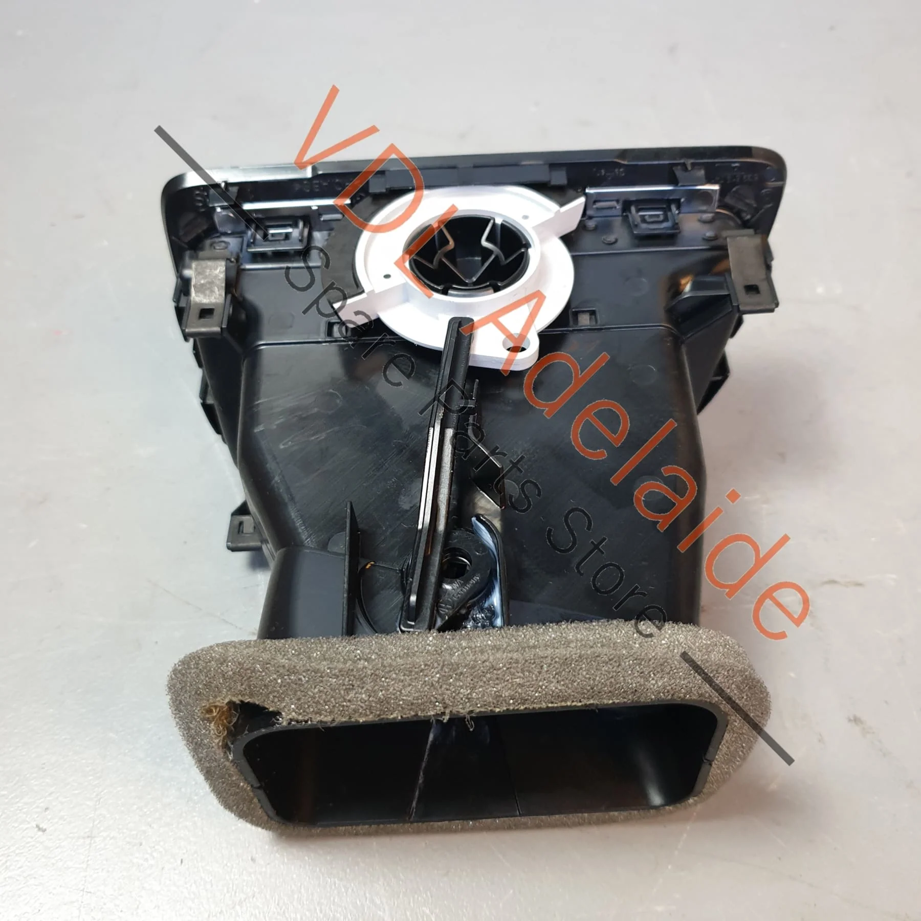 VW Golf R Mk7 7.5 Left Side Passenger Dash AC Air-Conditioning Vent for RHD 5G2819703R - Image 5