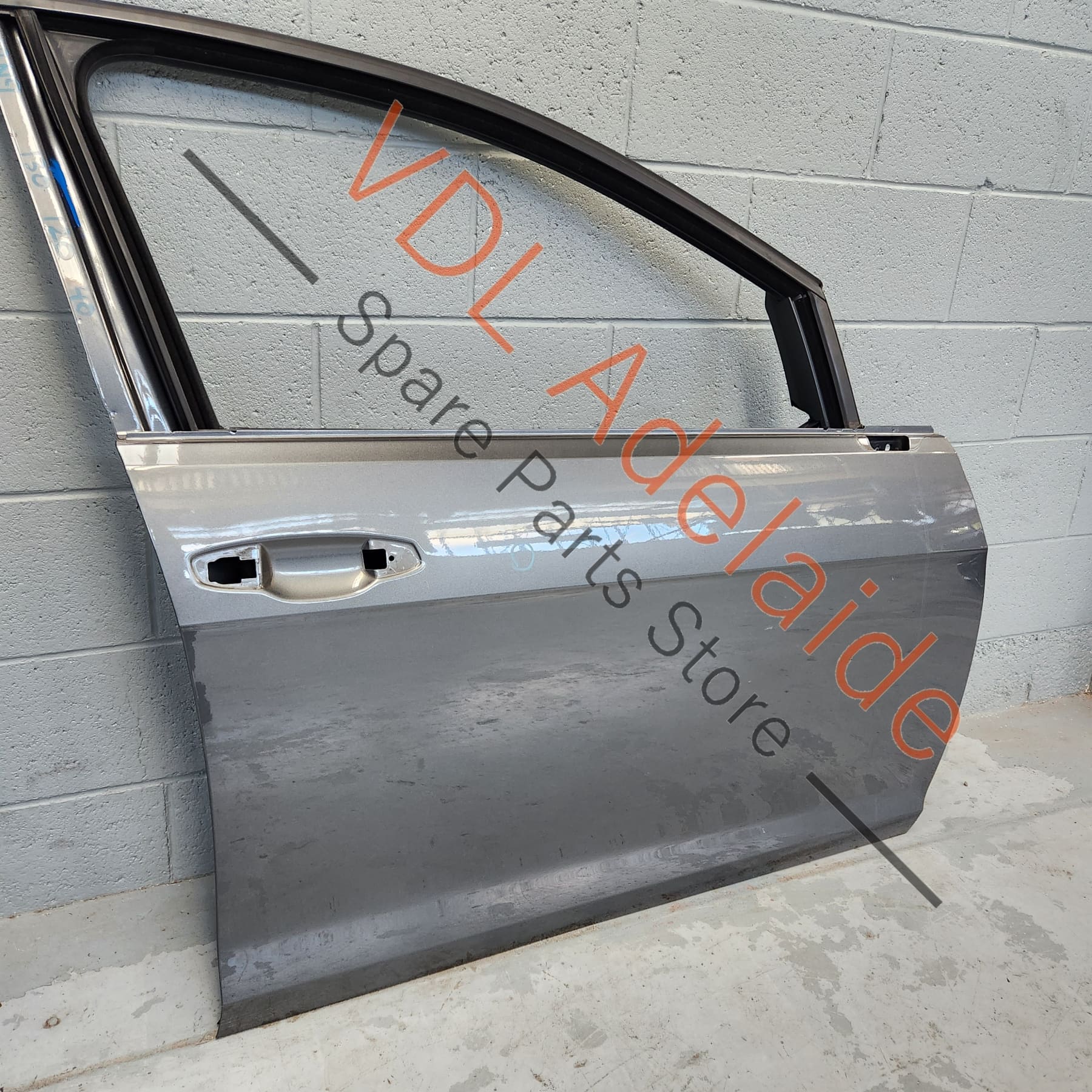 VW Golf MK7 7.5 Front Right Door Shell Panel Indium Grey LR7H - Image 5