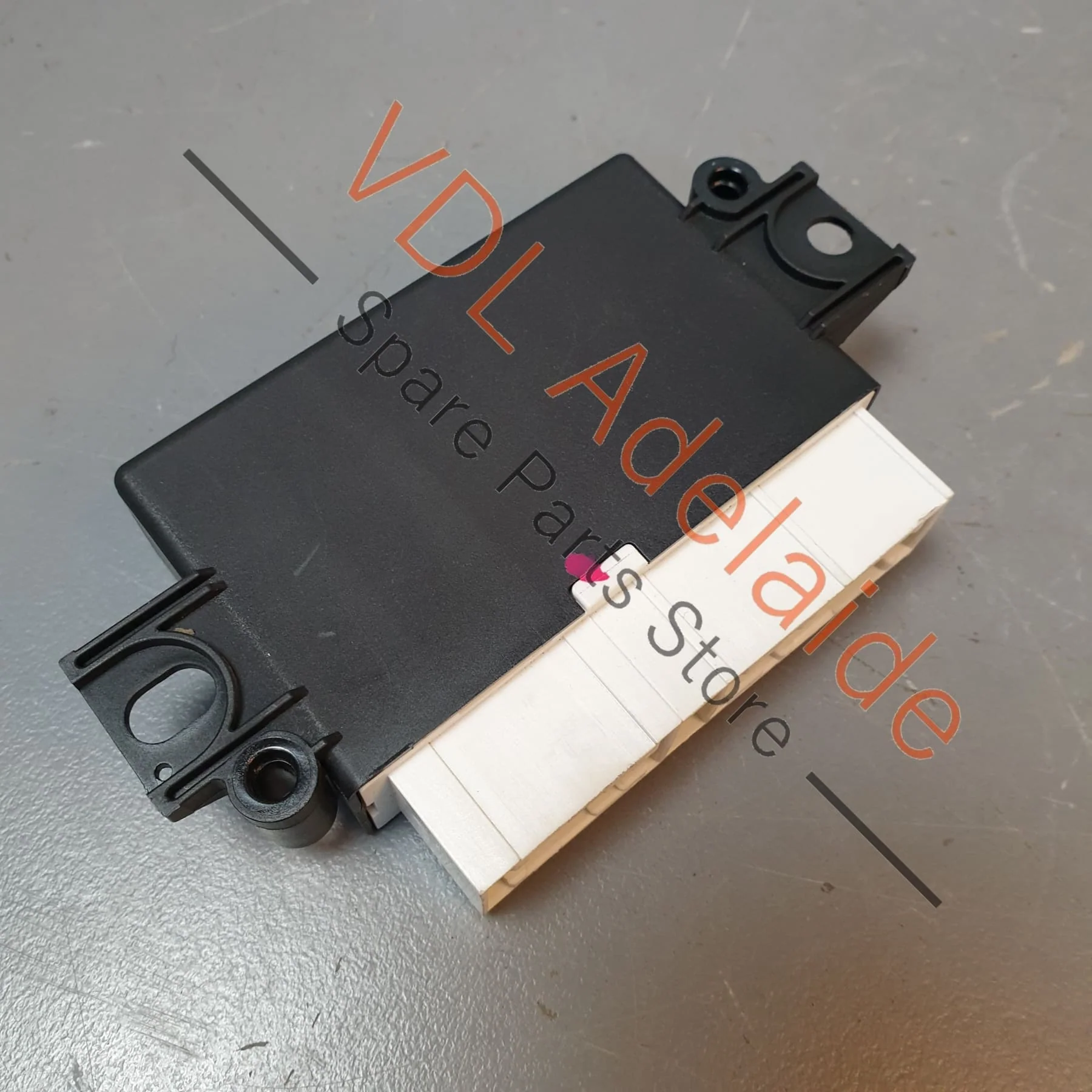 VW Golf Parking Assist Sensor Control Unit 5QA919298D Parkhilfe - Image 3