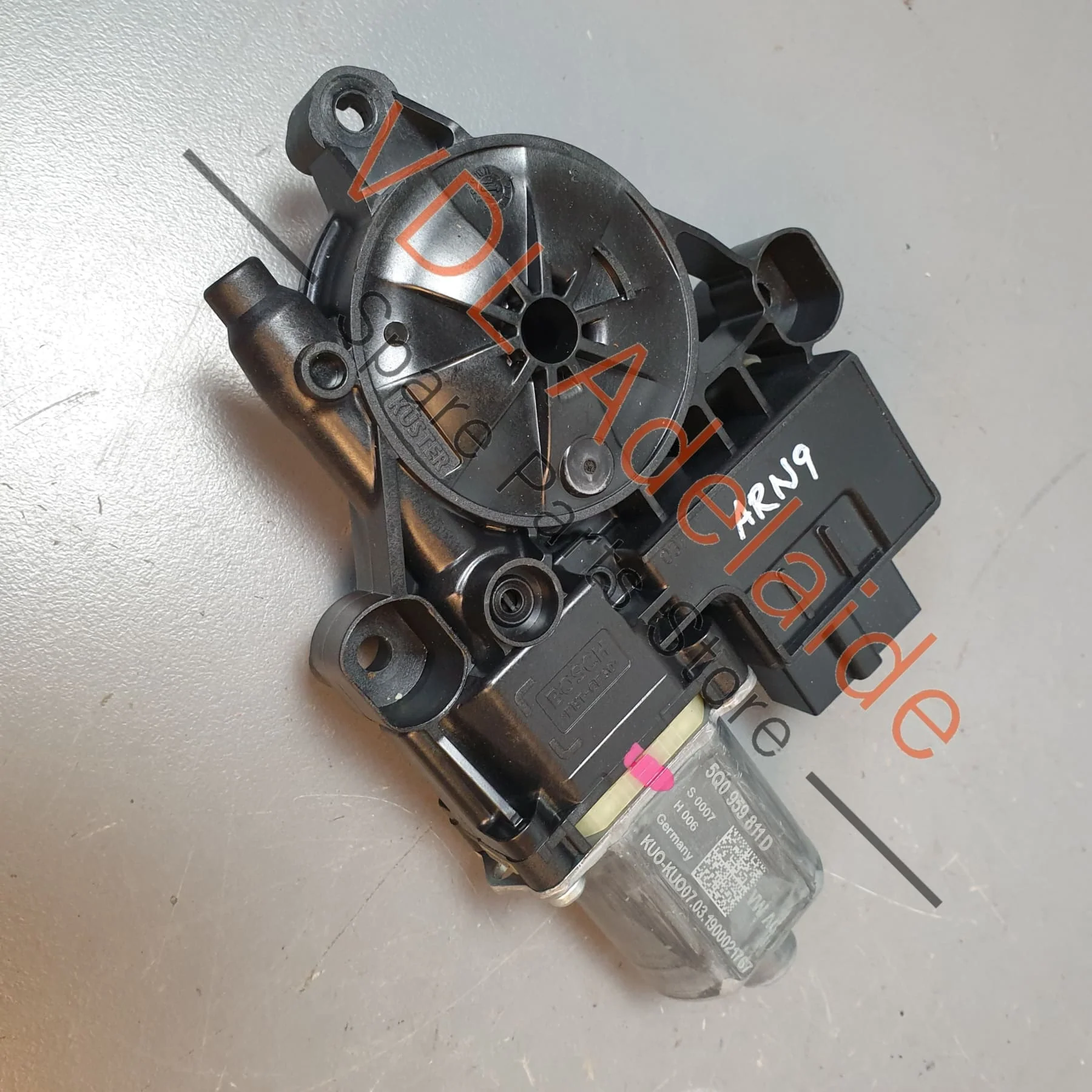 VW Golf MK7 Rear Left Window Regulator Motor 5Q0959407 5Q0959811D