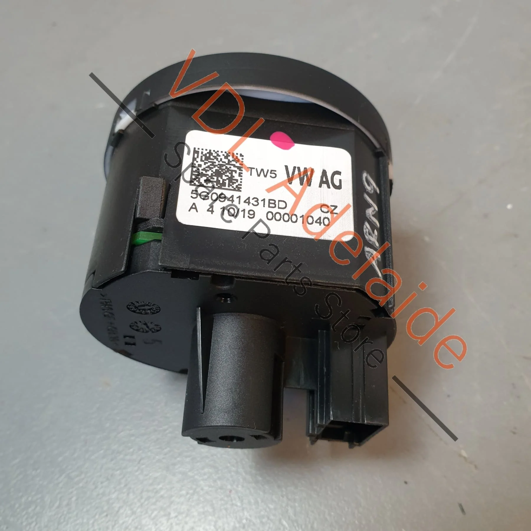 VW Golf MK7 7.5 Headlight Switch 5G0941431BD WZU - Image 5