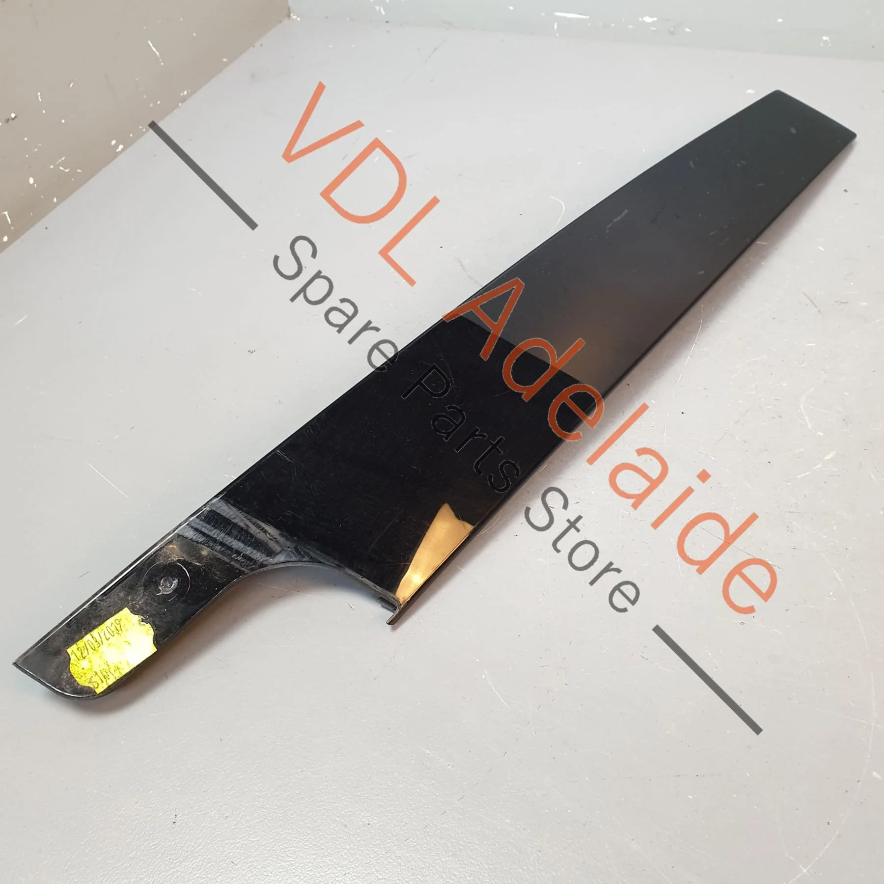 VW Golf MK7 Gloss Black Exterior Left Front Door B Pillar Trim Molding 5G6837889B