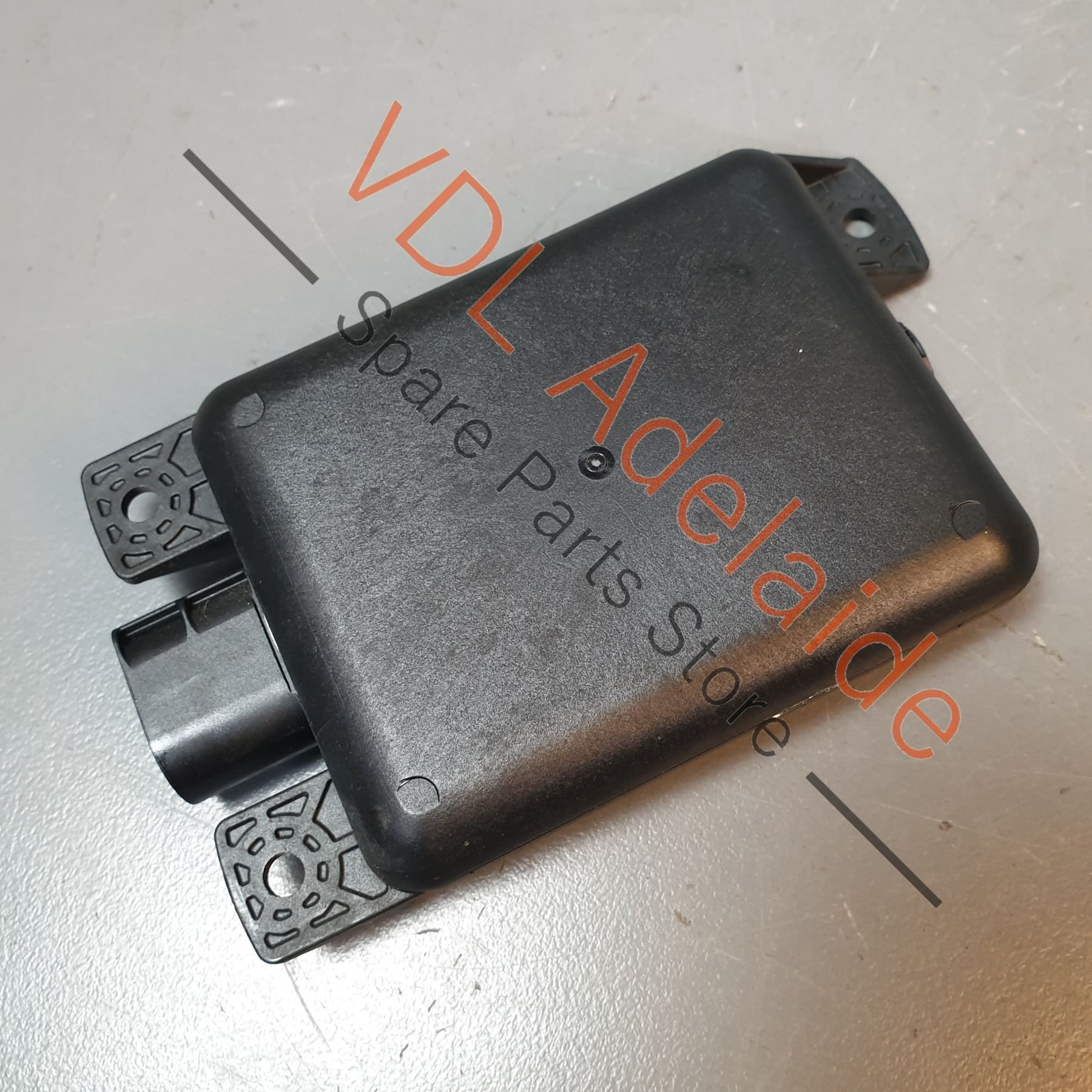 VW Audi Blind Spot Radar Rear Left Slave 5Q0907685C - Image 4