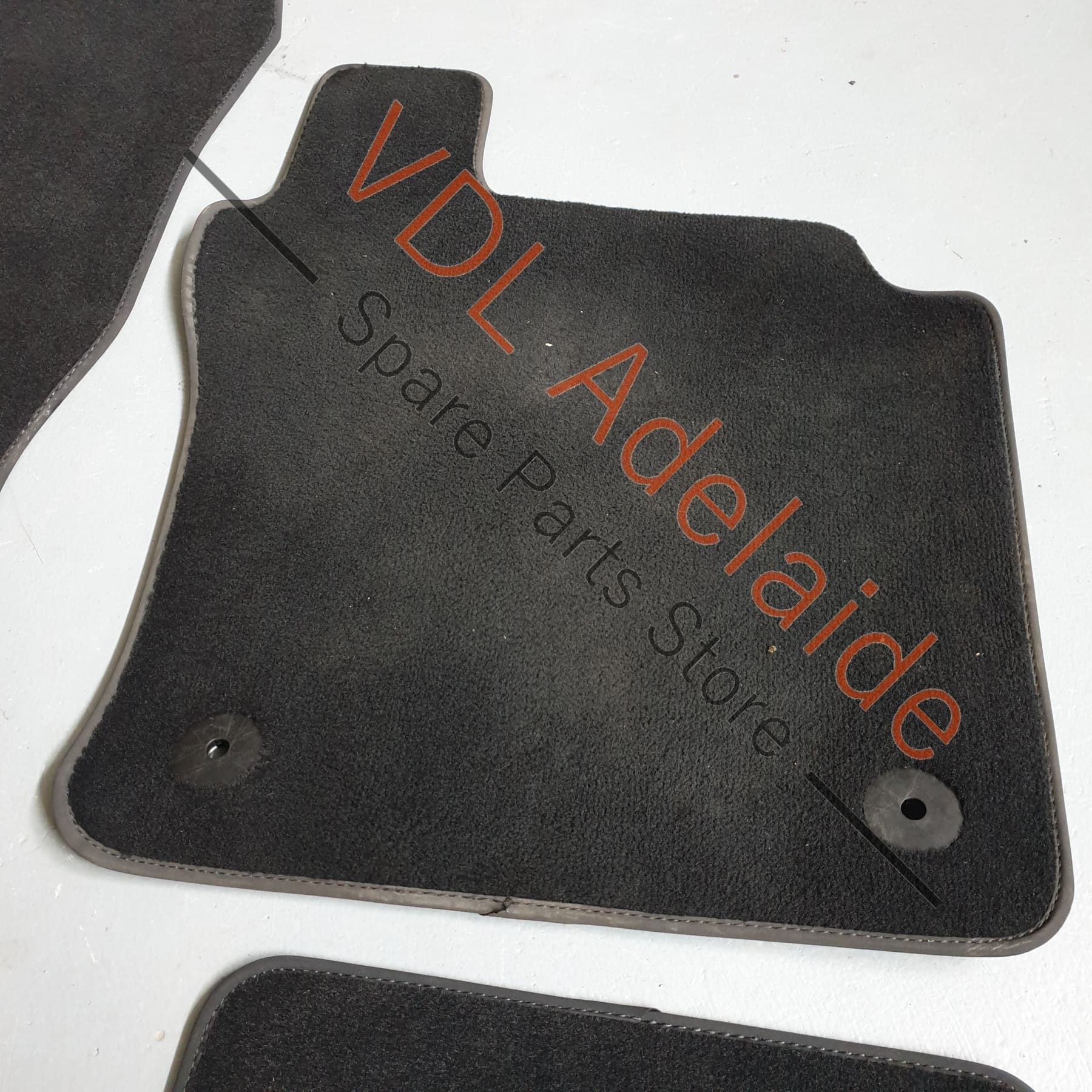 Genuine OEM VW Golf MK7 7.5 Set of Floor Carpet Mats 5G2863011 EUN 27xxxkm - Image 8
