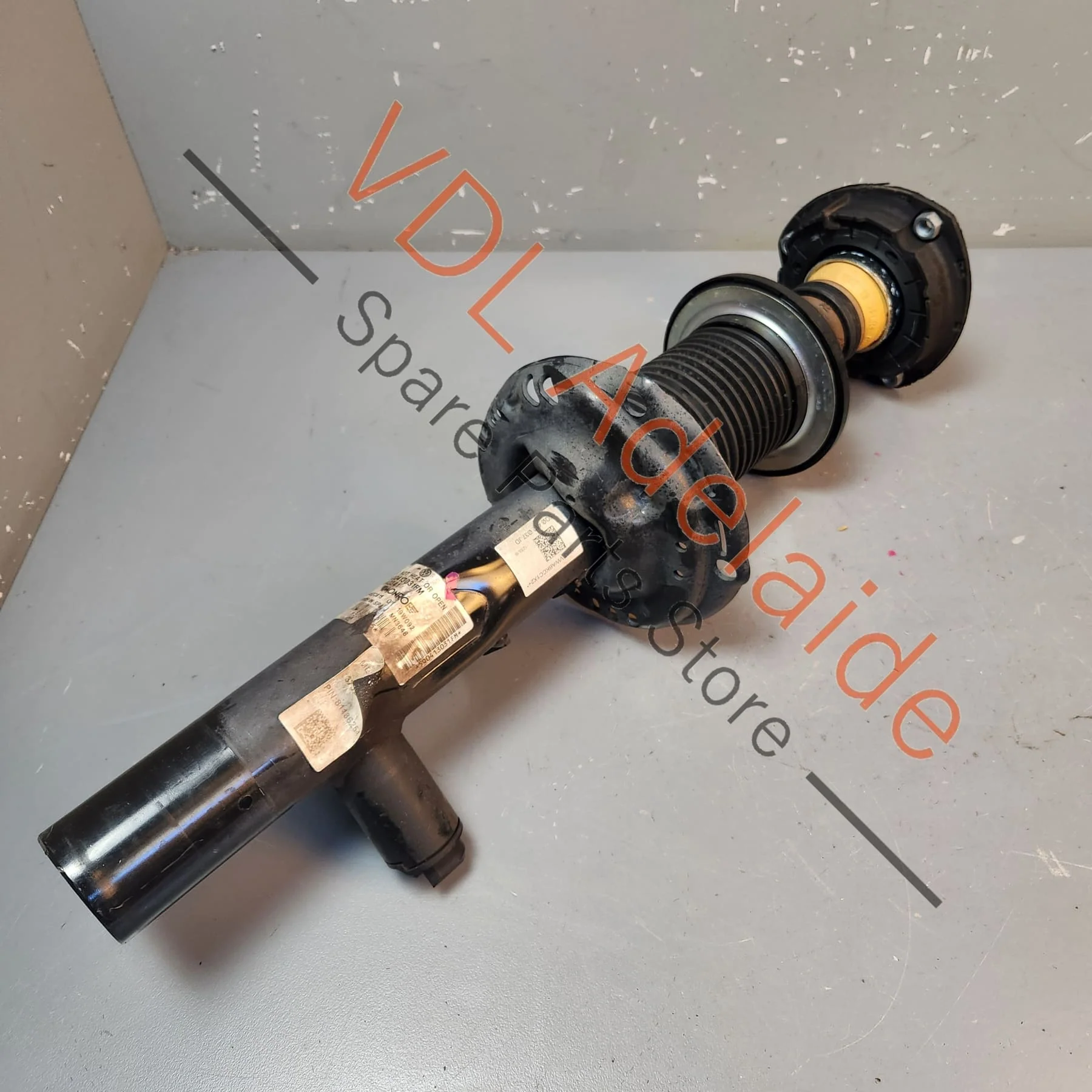 VW Golf MK7 Gti Front DCC Electronic Shock Absorber Strut Mag Ride 5Q0413031FM 27xxxkm