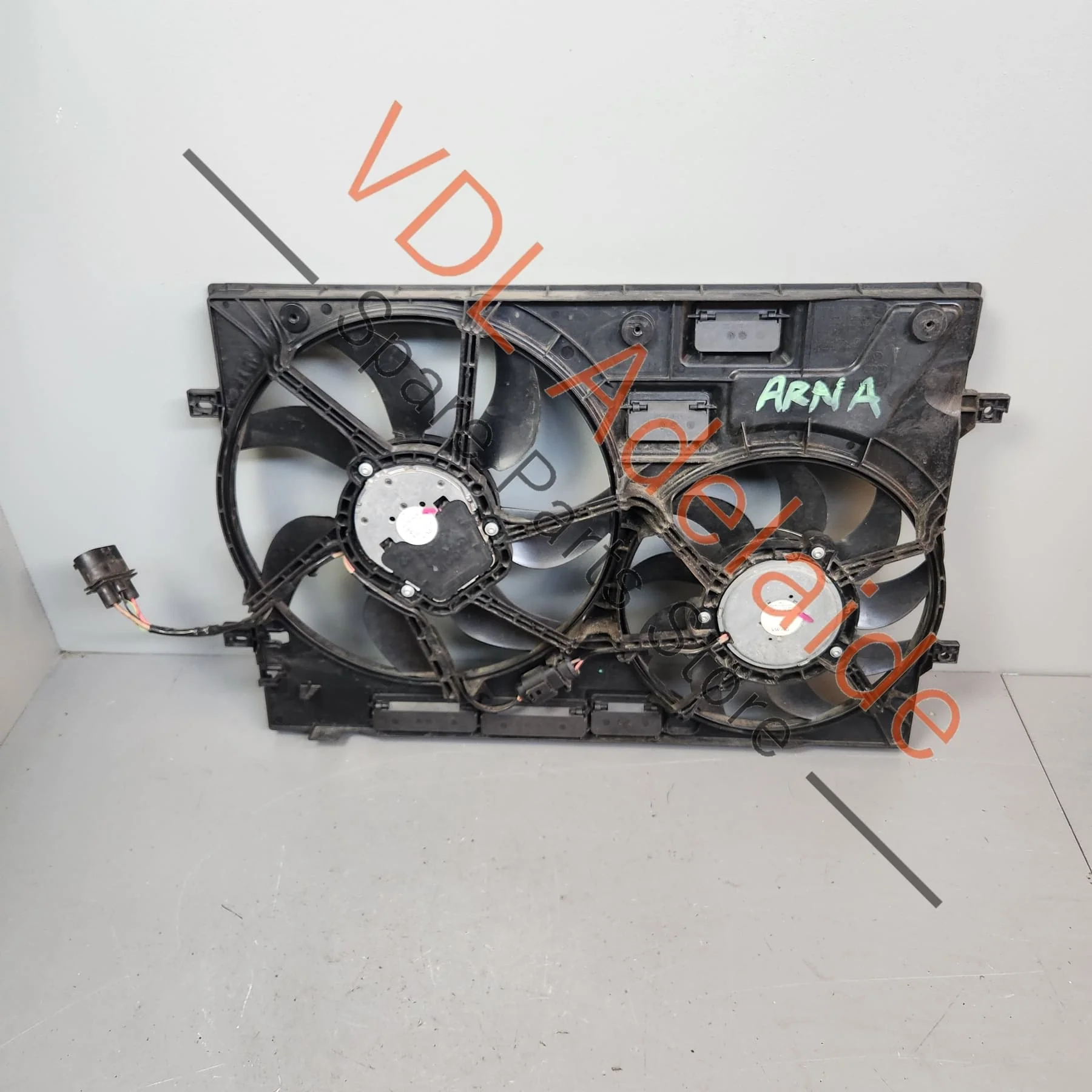 VW Golf MK7 Twin Radiator Fan & Shroud 5Q0959455AM 370mm & 5Q0959455AH 295mm