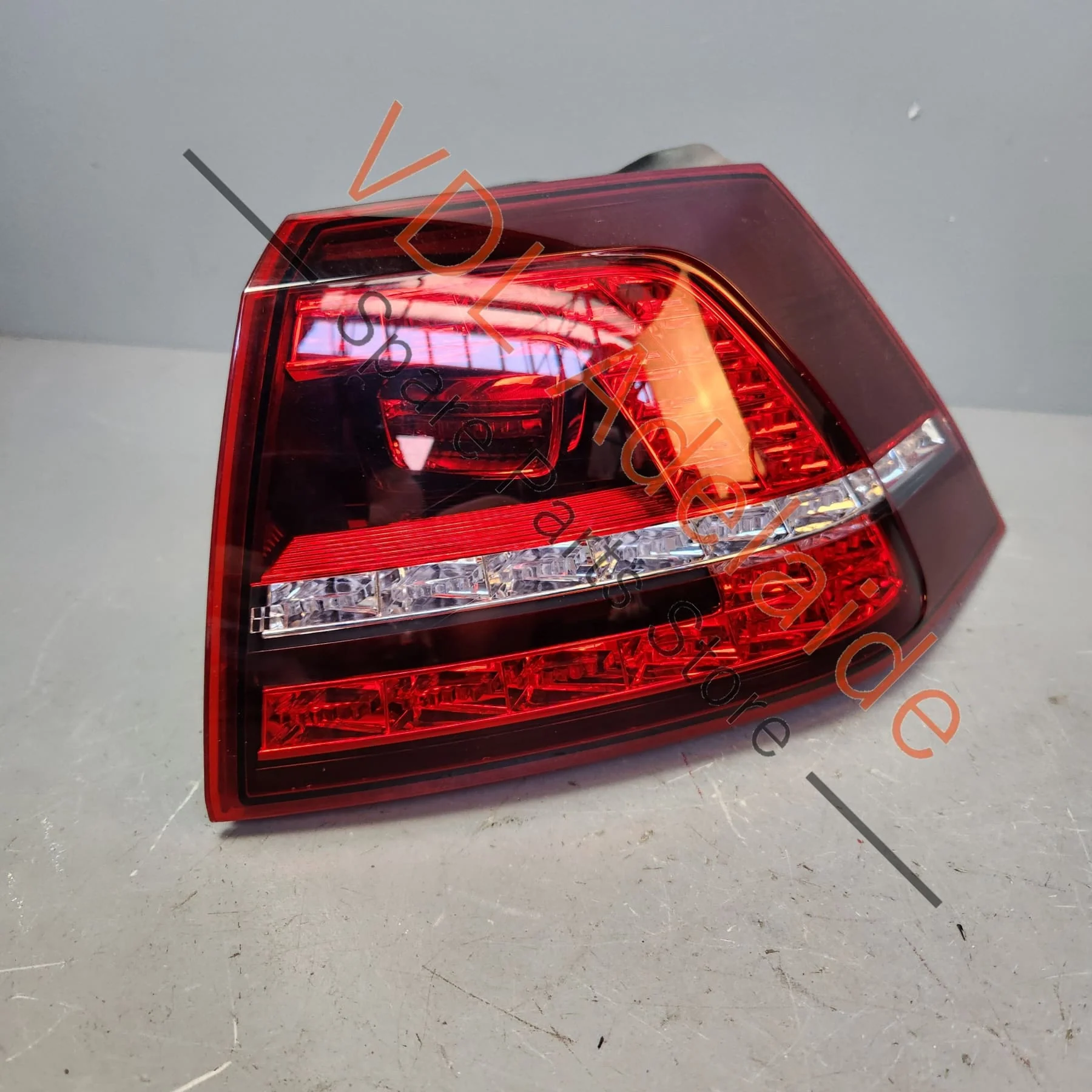 VW Golf MK7 Right Side Outer LED Tail Light Taillight 5G0945208