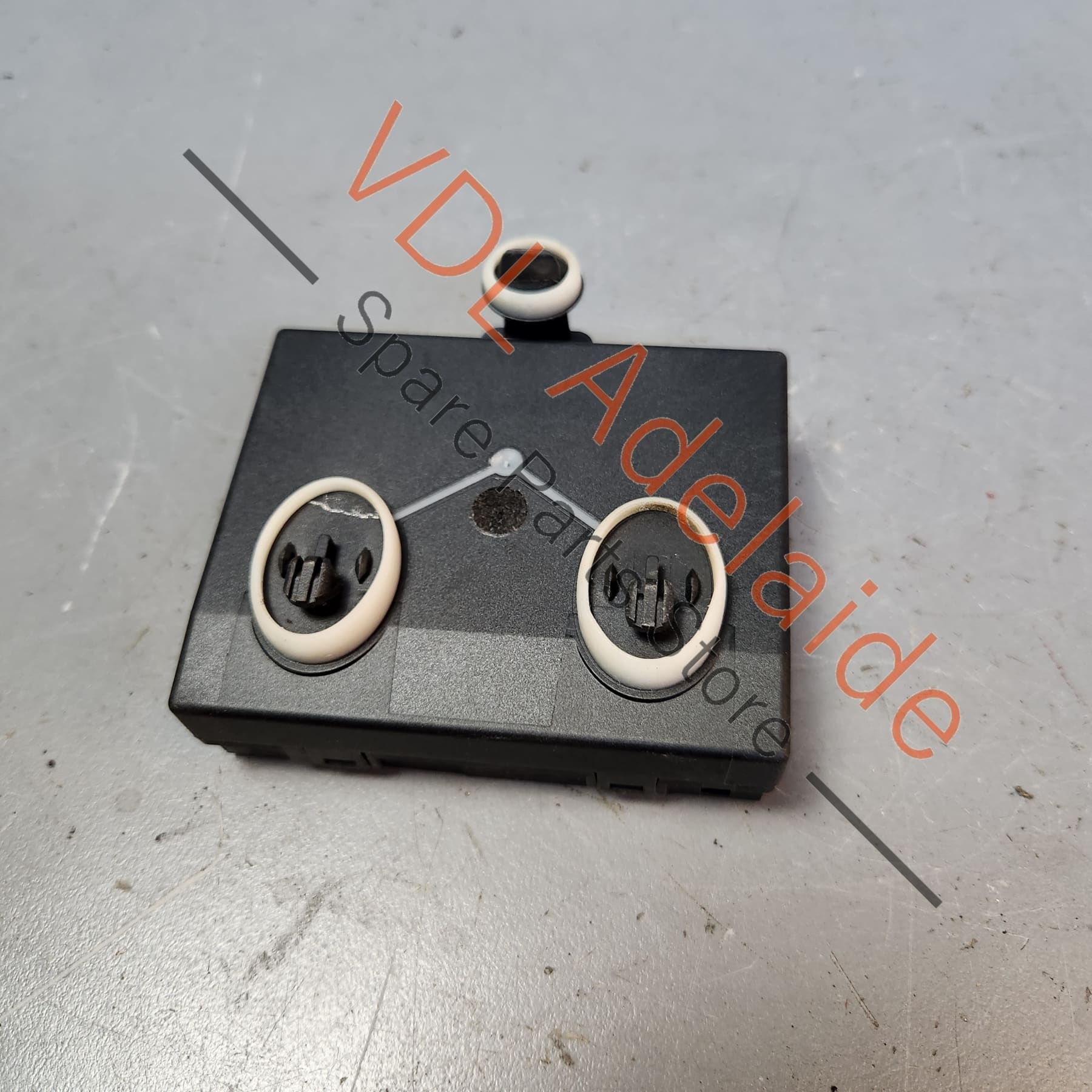 VW Golf GTi R Mk7 Front Passenger Door Control Module Unit RHD 5Q0959592B - Image 2