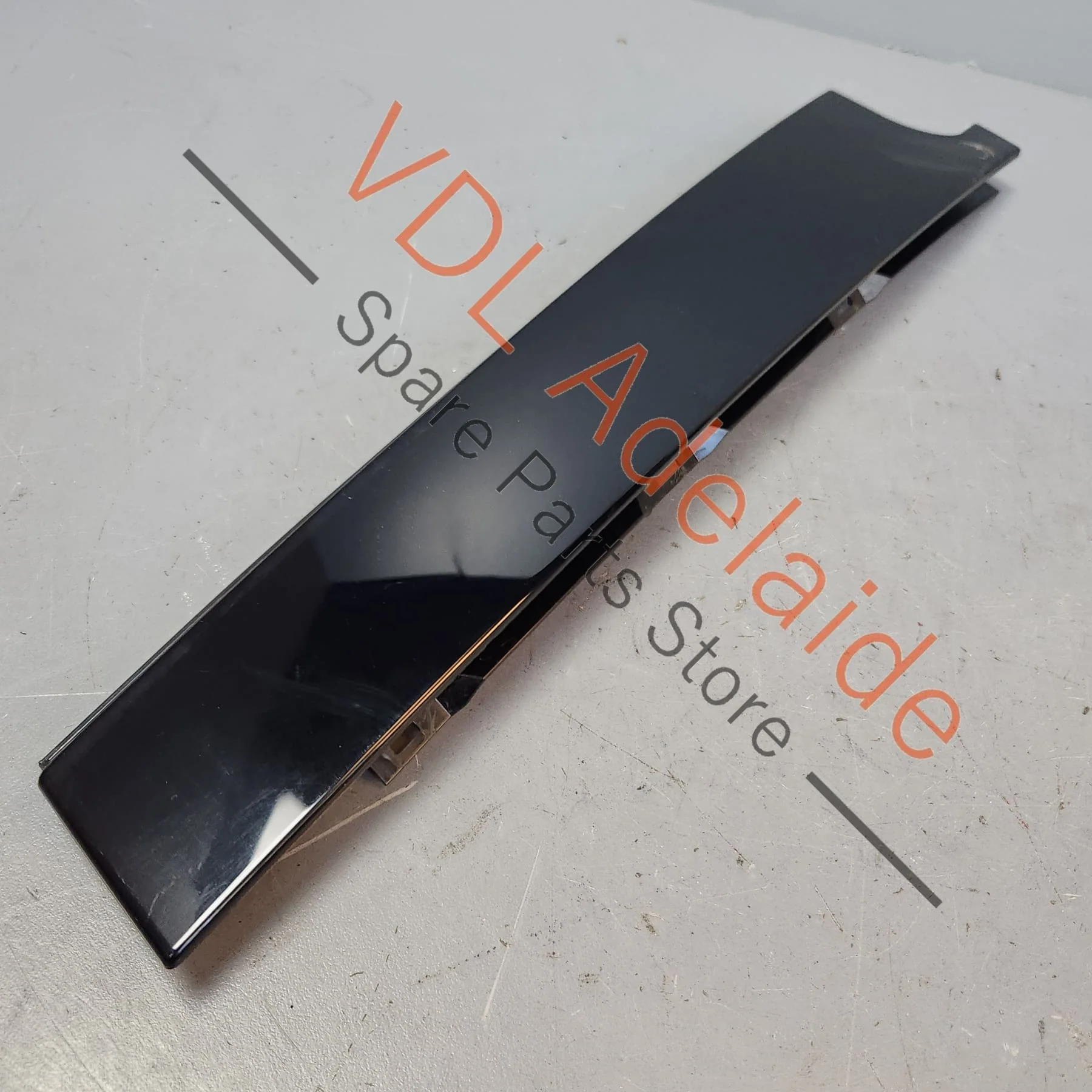 VW Golf Mk7 Gloss Black Rear Right B Pillar Exterior Trim for Door Window Frame 5G6839902B - Image 5