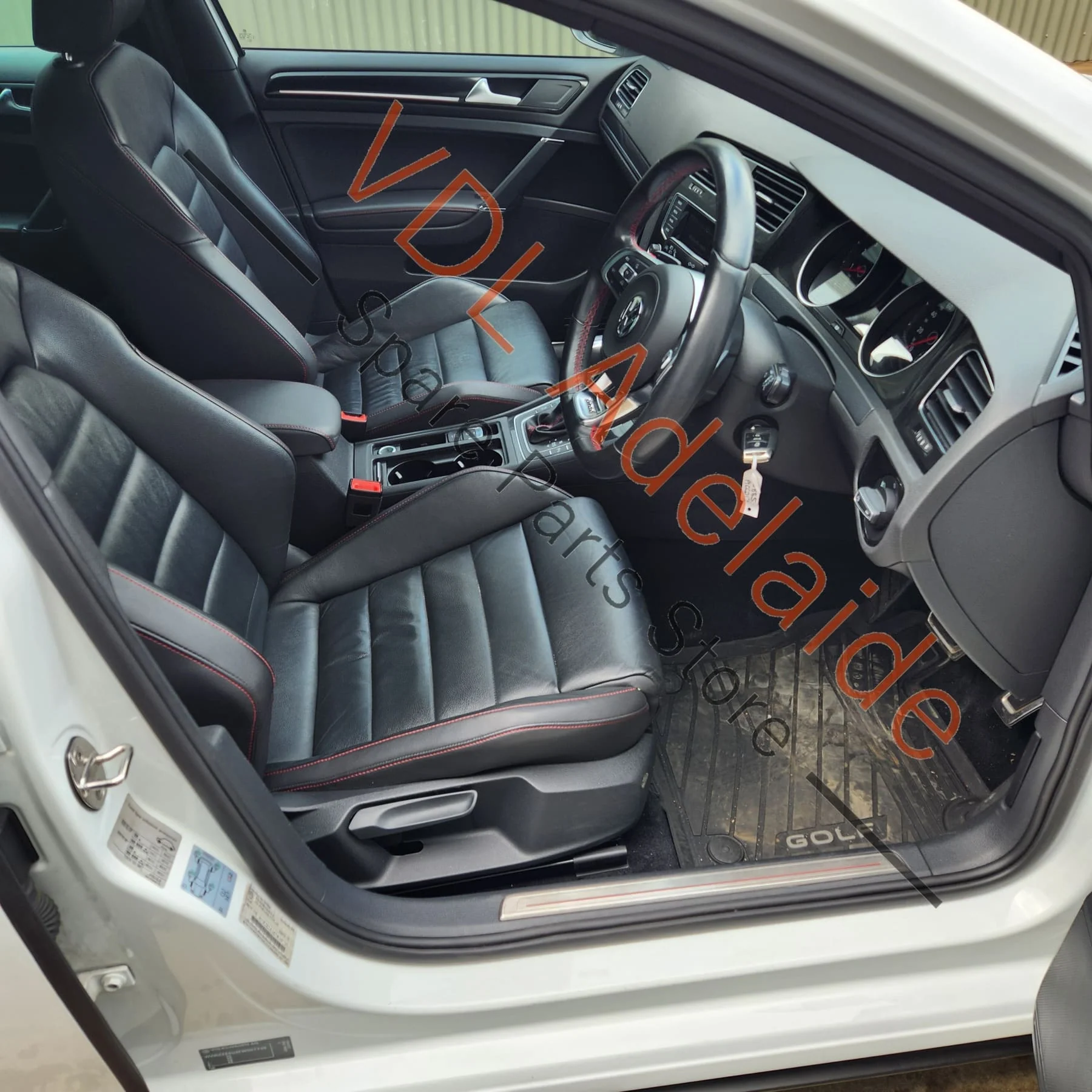 VW Golf Mk7 Trim for Left Side Interior Door Pull Handle 5G0868039A - Image 3