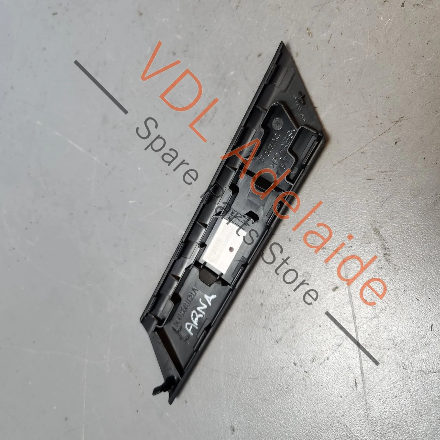 VW Golf Mk7 Trim for Left Side Interior Door Pull Handle 5G0868039A - Image 7