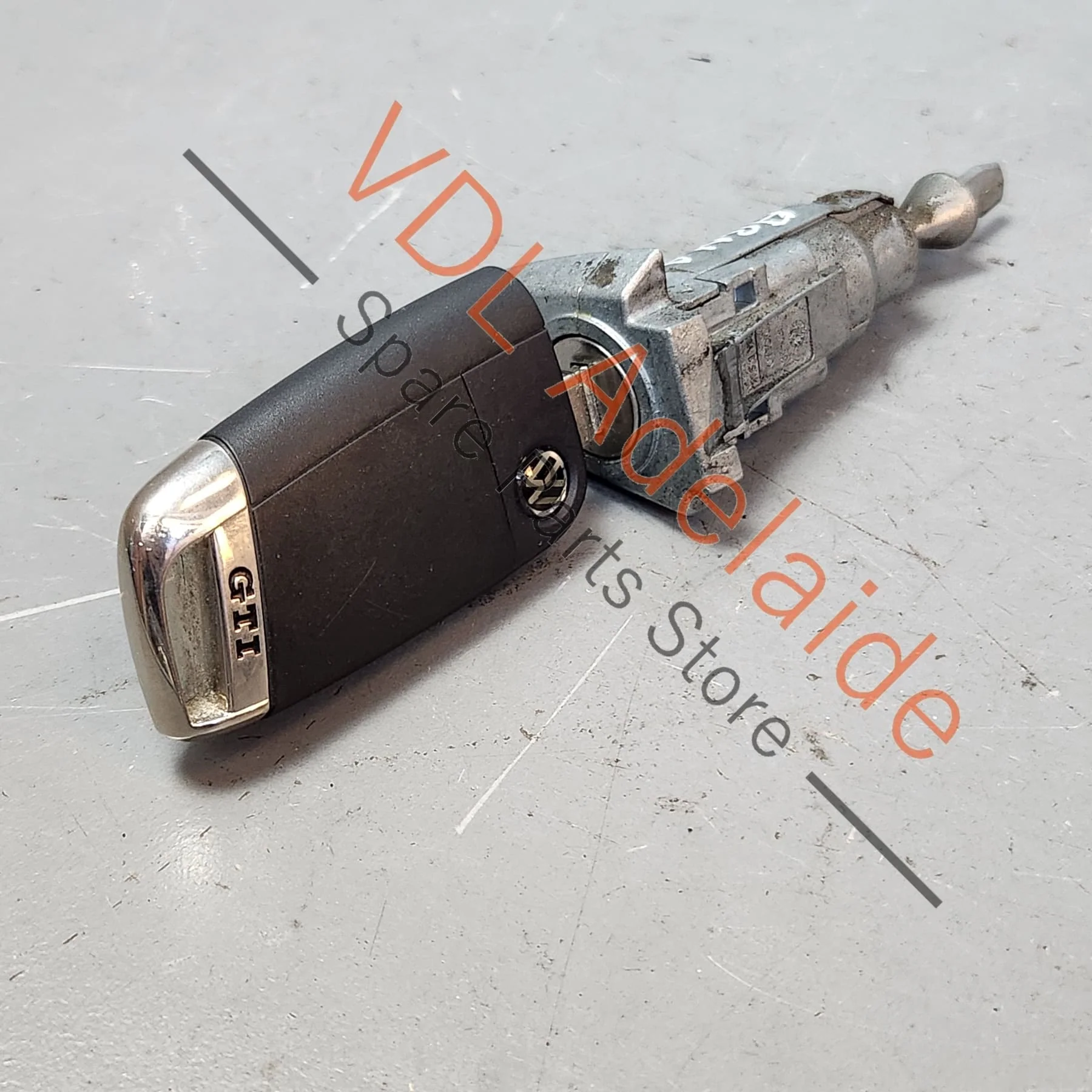 VW Golf MK7 Exterior Door Lock & Matching Blade Key 107837168CL