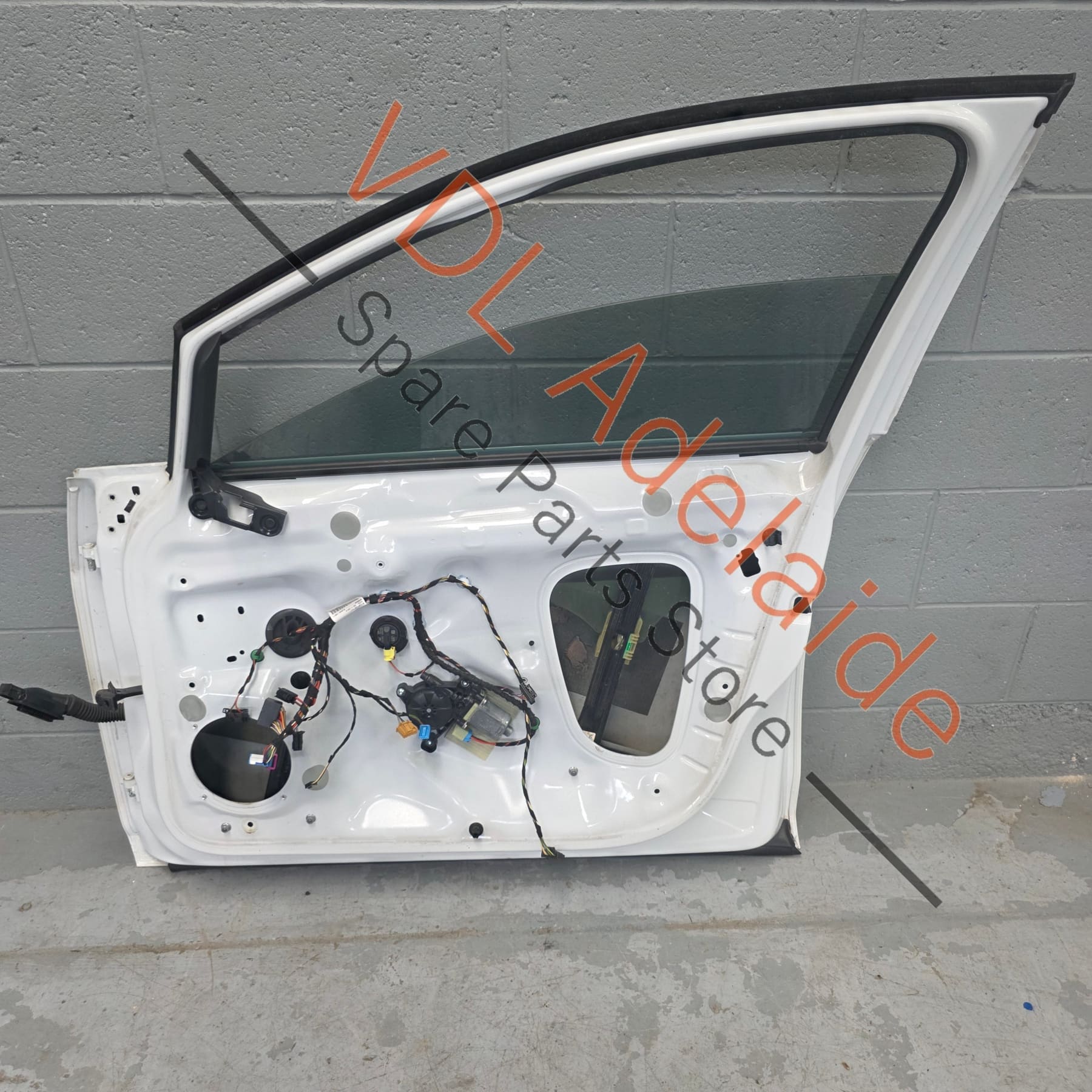 VW Golf MK7 Front Right Door Shell Panel Pure White 0Q0Q C9A - Image 2