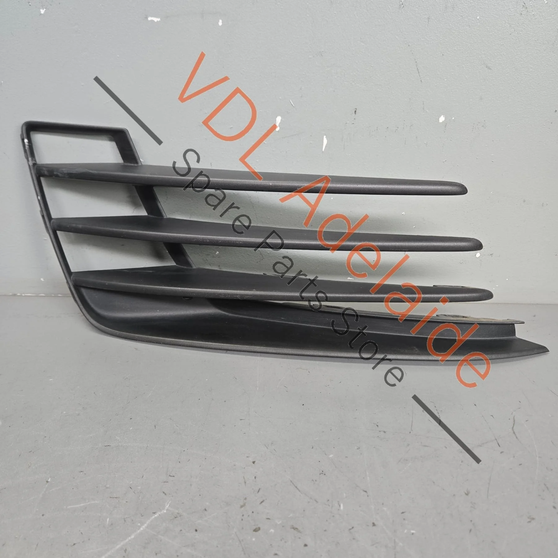VW Golf GTi Mk7 Air Guide Grille Vent for Models With Fog Lamps Right 5G0853666E
