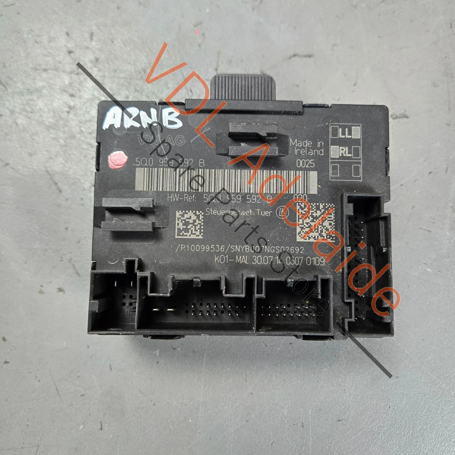 VW Golf MK7 Front Passengers Door Control Unit 5Q0959592B Z00