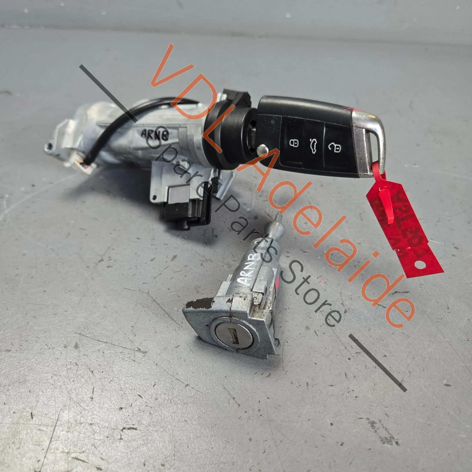 VW Golf Mk7 Steering Lock & Drivers Door Manual Lock Cylinder for RHD with Key 1K0905851B