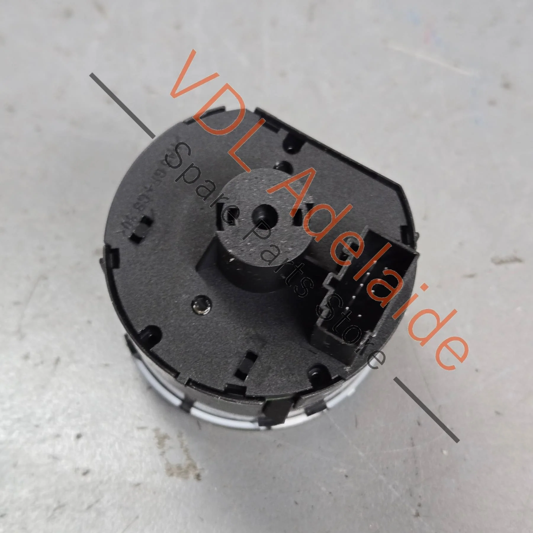 VW Golf MK7 Headlight Switch 5G0941431BD - Image 4