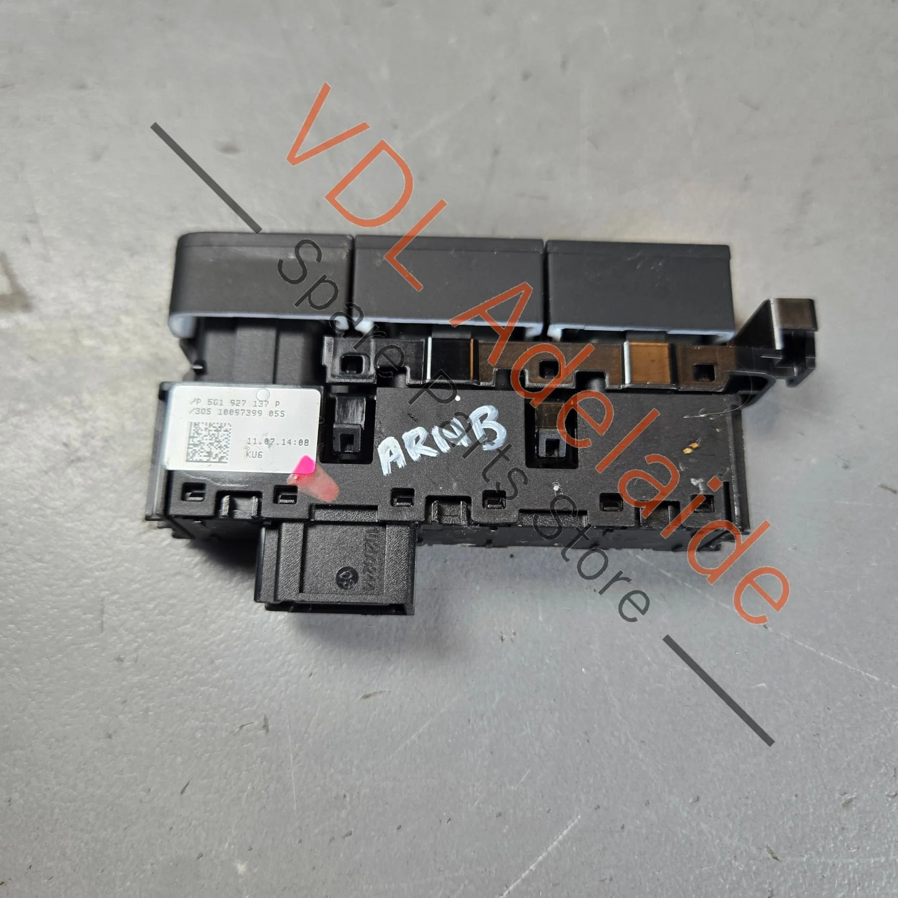 VW Golf MK7 Driving Mode ESP & Start Stop Switch Centre Console 5G1927137P - Image 3