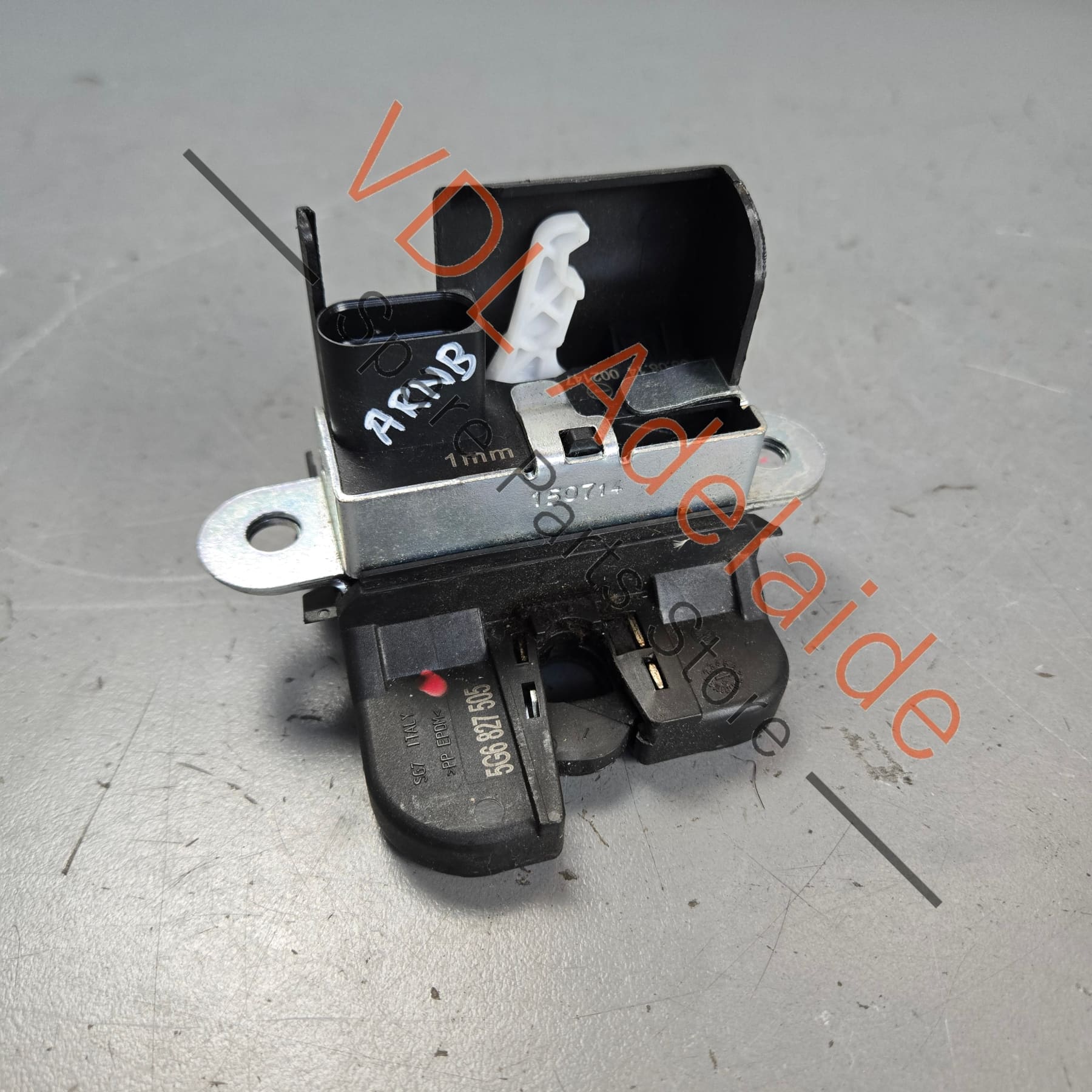 VW Golf MK7 Rear Boot Lid Hatch Lock Mechanism 5G6827505