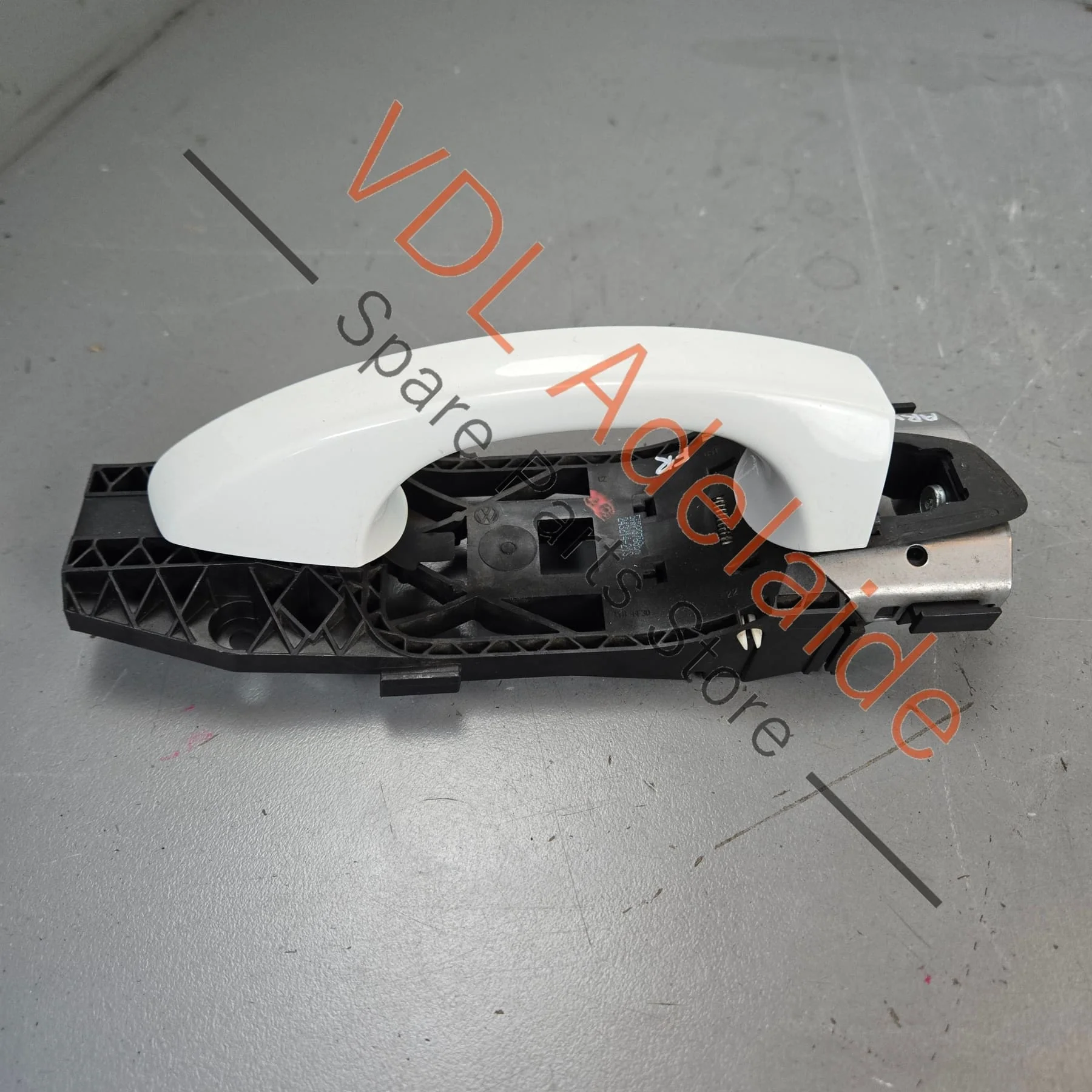 VW Golf MK7 Front Right Exterior Door Handle Pure White 0Q0Q C9A 5G0837206N GRU - Image 4