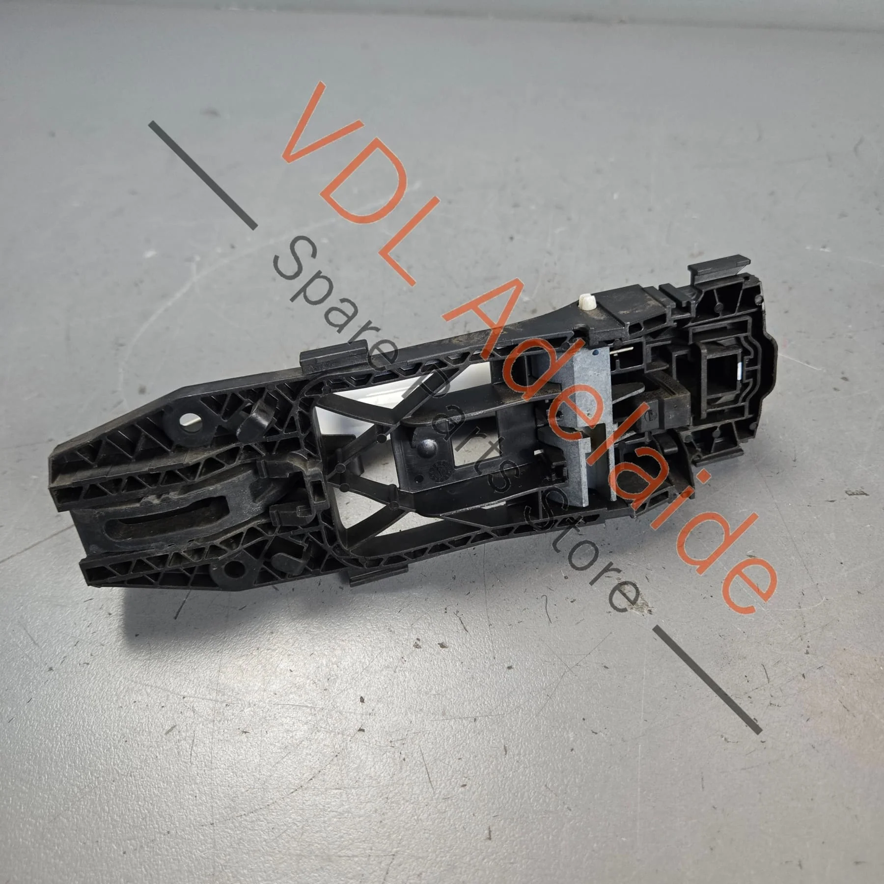 VW Golf MK7 Rear Right Exterior Door Handle Pure White 0Q0Q C9A 5G0837206N GRU - Image 3