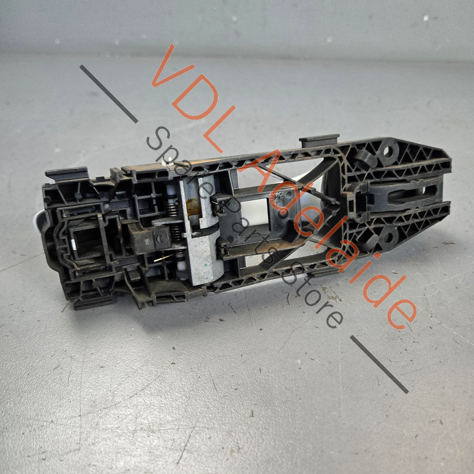 VW Golf MK7 Left Exterior Door Handle Pure White 0Q0Q C9A 5G0837205N GRU - Image 3
