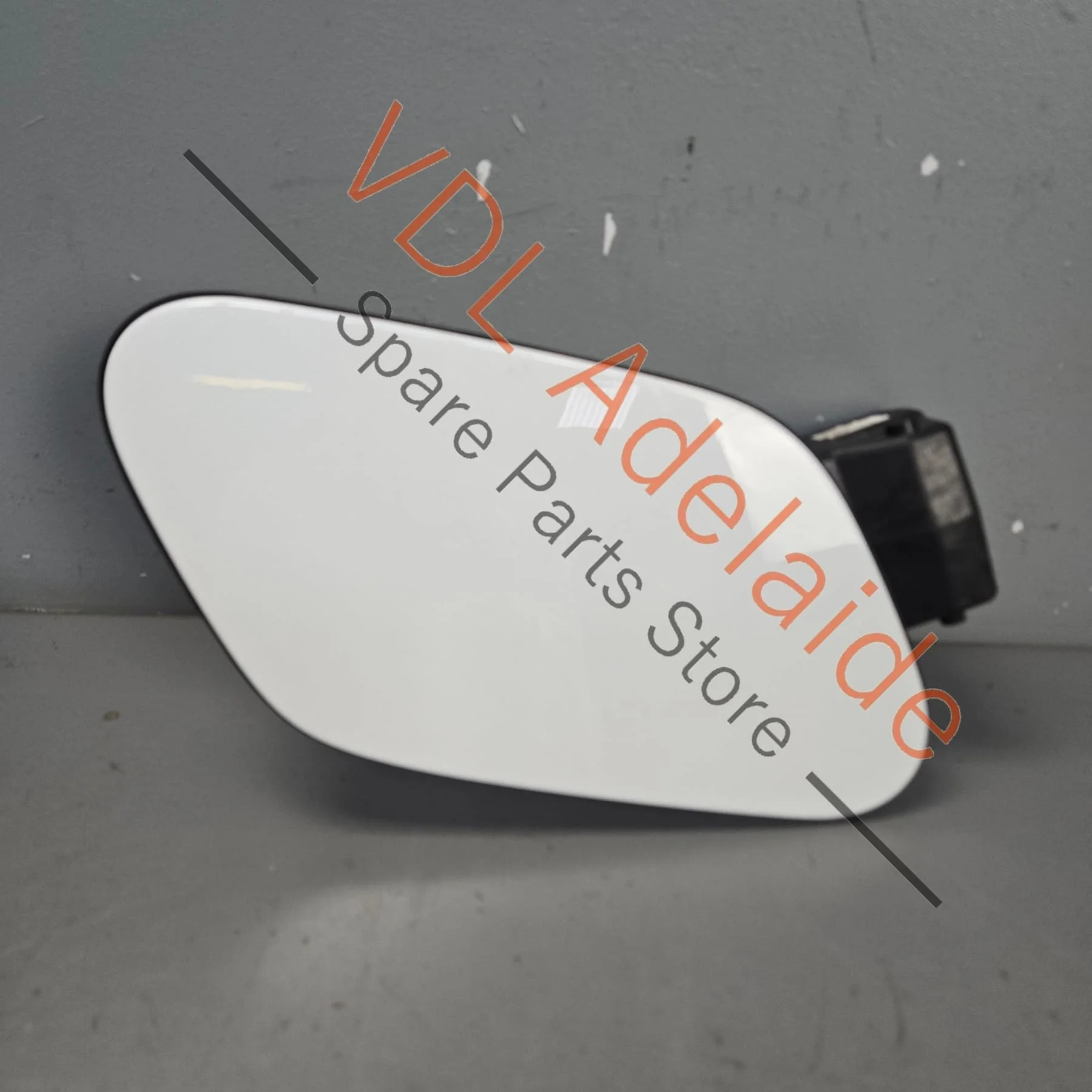 VW Golf MK7 Fuel Filler Flap Cap 5G0809909 5G0809857 Pure White 0Q0Q C9A