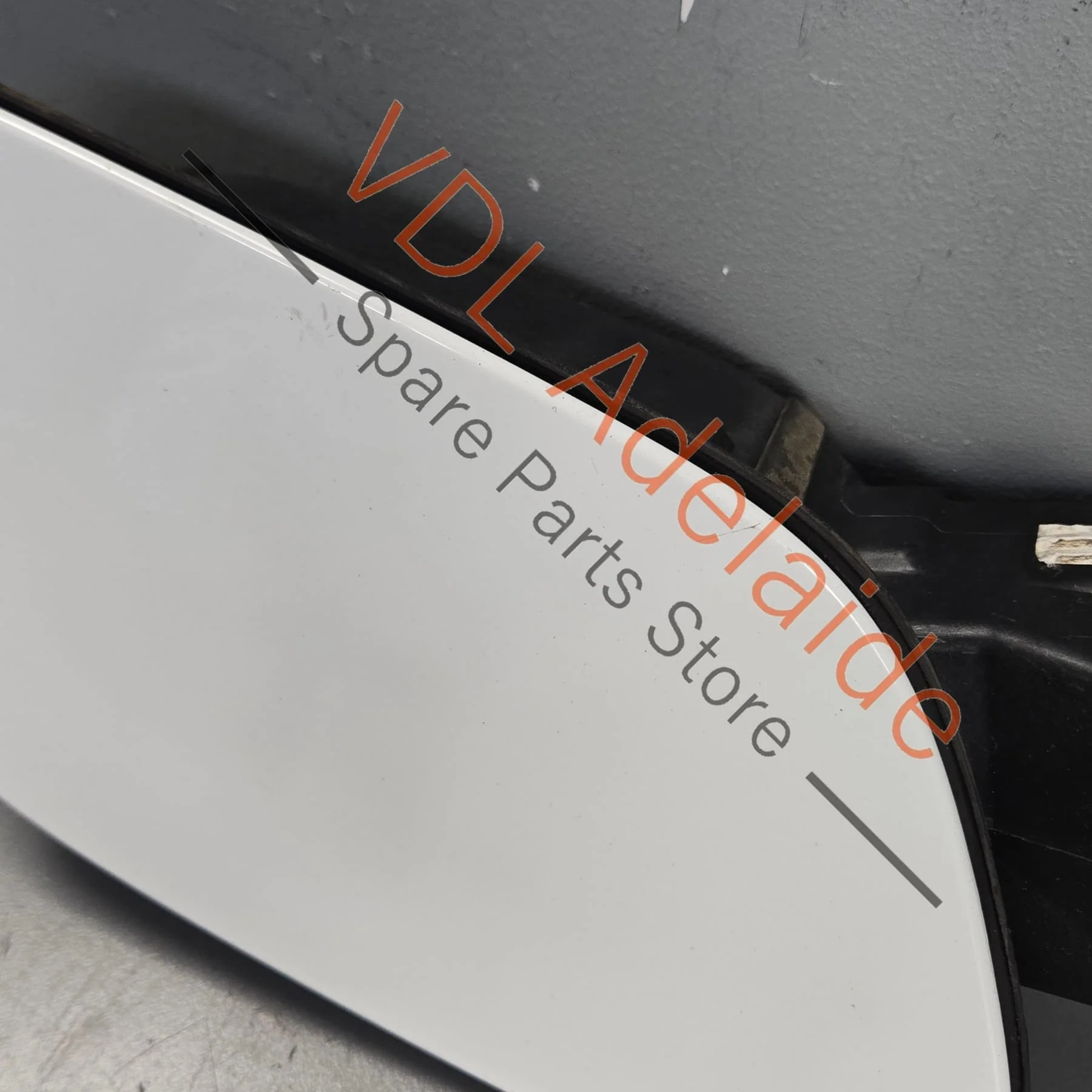VW Golf MK7 Fuel Filler Flap Cap 5G0809909 5G0809857 Pure White 0Q0Q C9A - Image 6