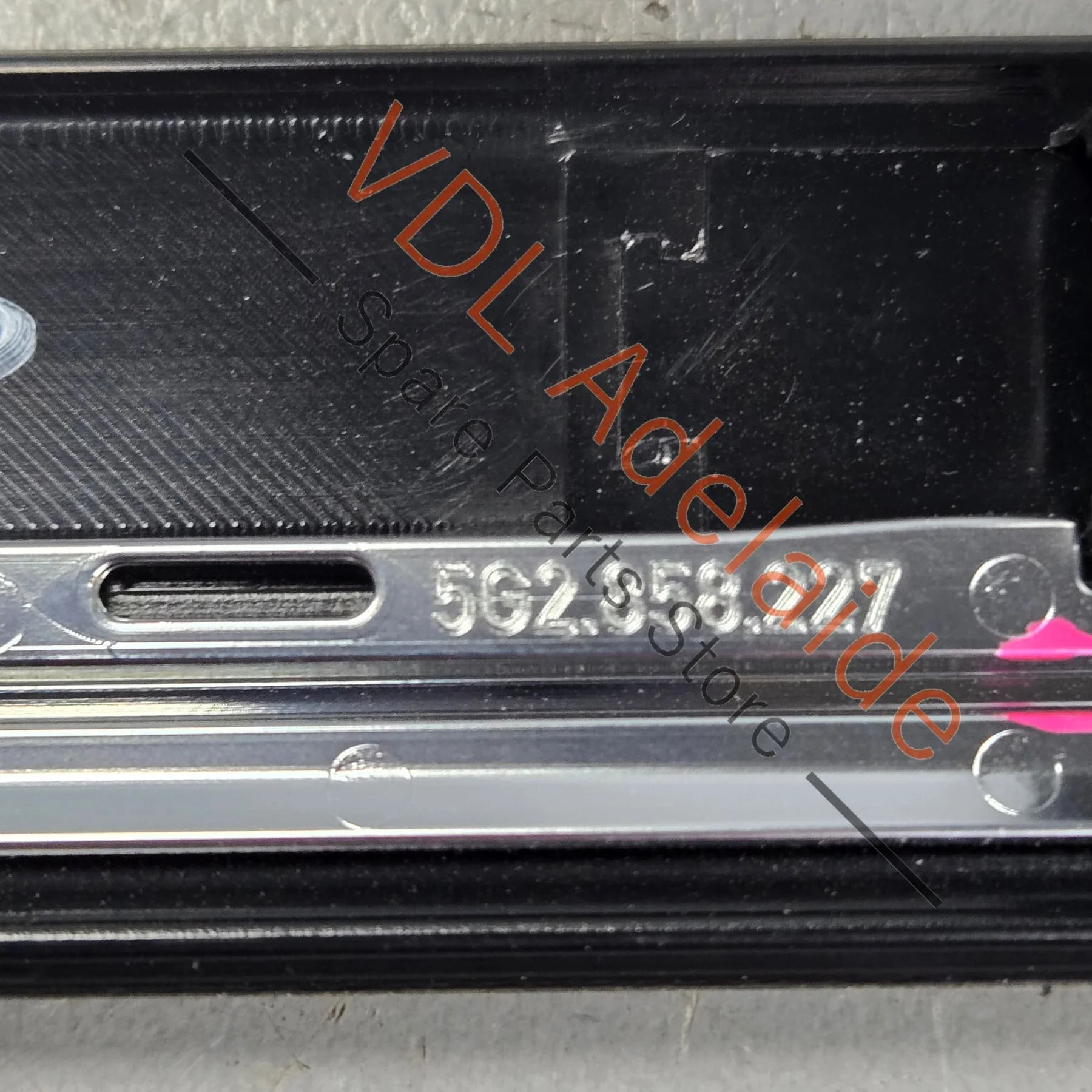 VW Golf Gti MK7 Dashboard Inlay Trim RHD 5G2858418C CKK - Image 3